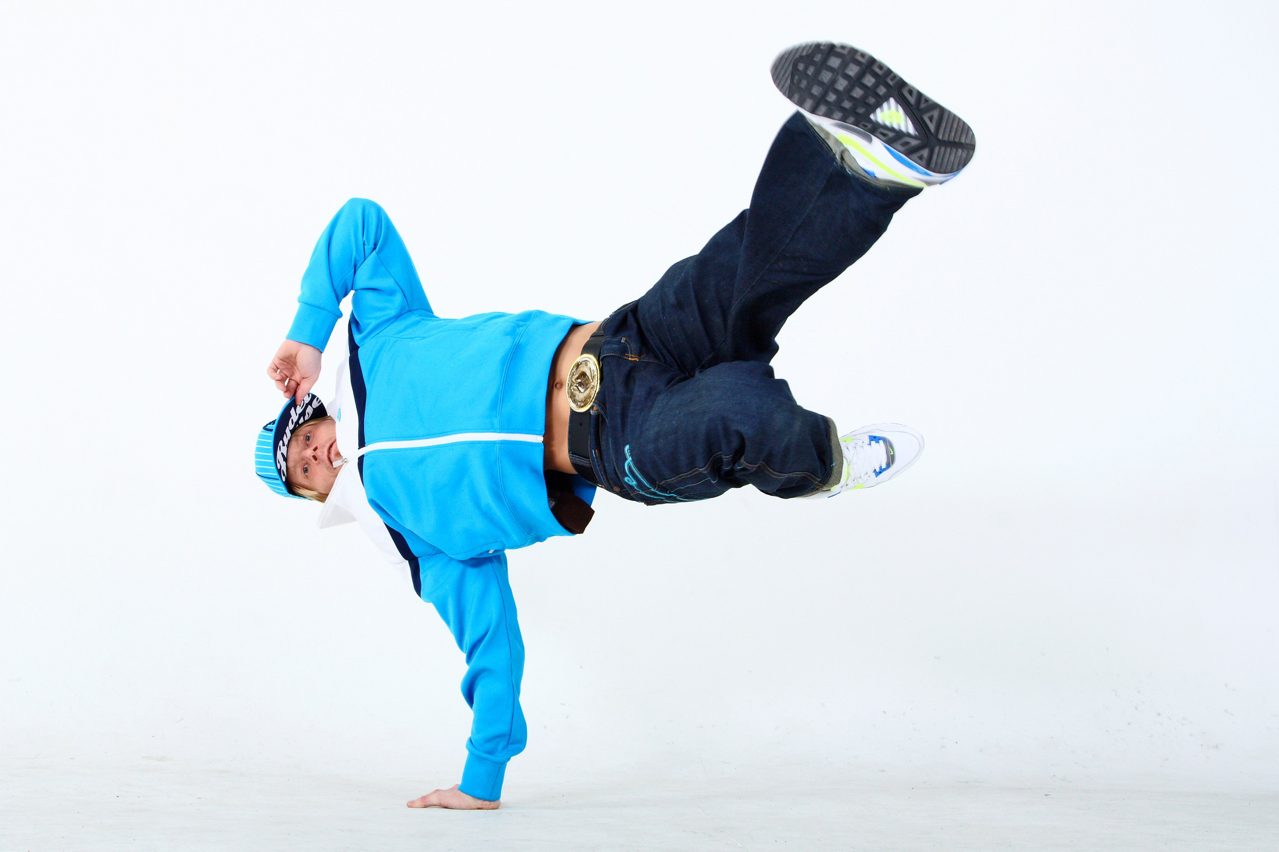 Фотосессия TOP9 — многократных чемпионов мира по брейкингу. Фотограф в Киришах, Санкт-Петербурге и Ленинградской области