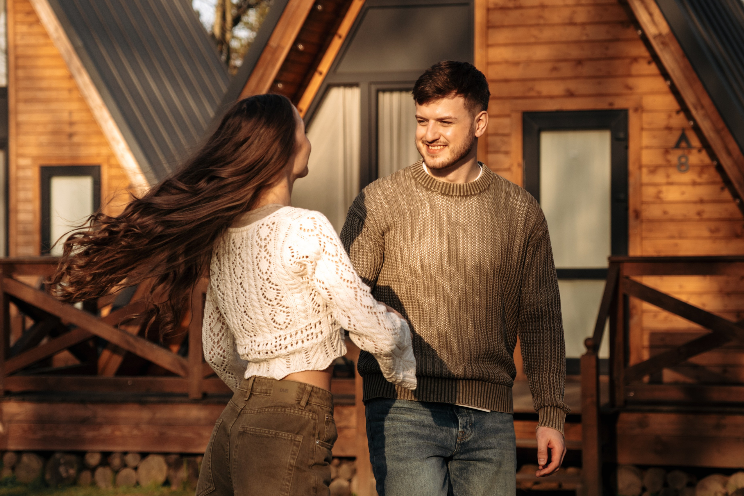 Фотосессия Love Story в глэмпинге для Влады и Виктора. Свадебный фотограф в Тамбове Павел Четвертков
