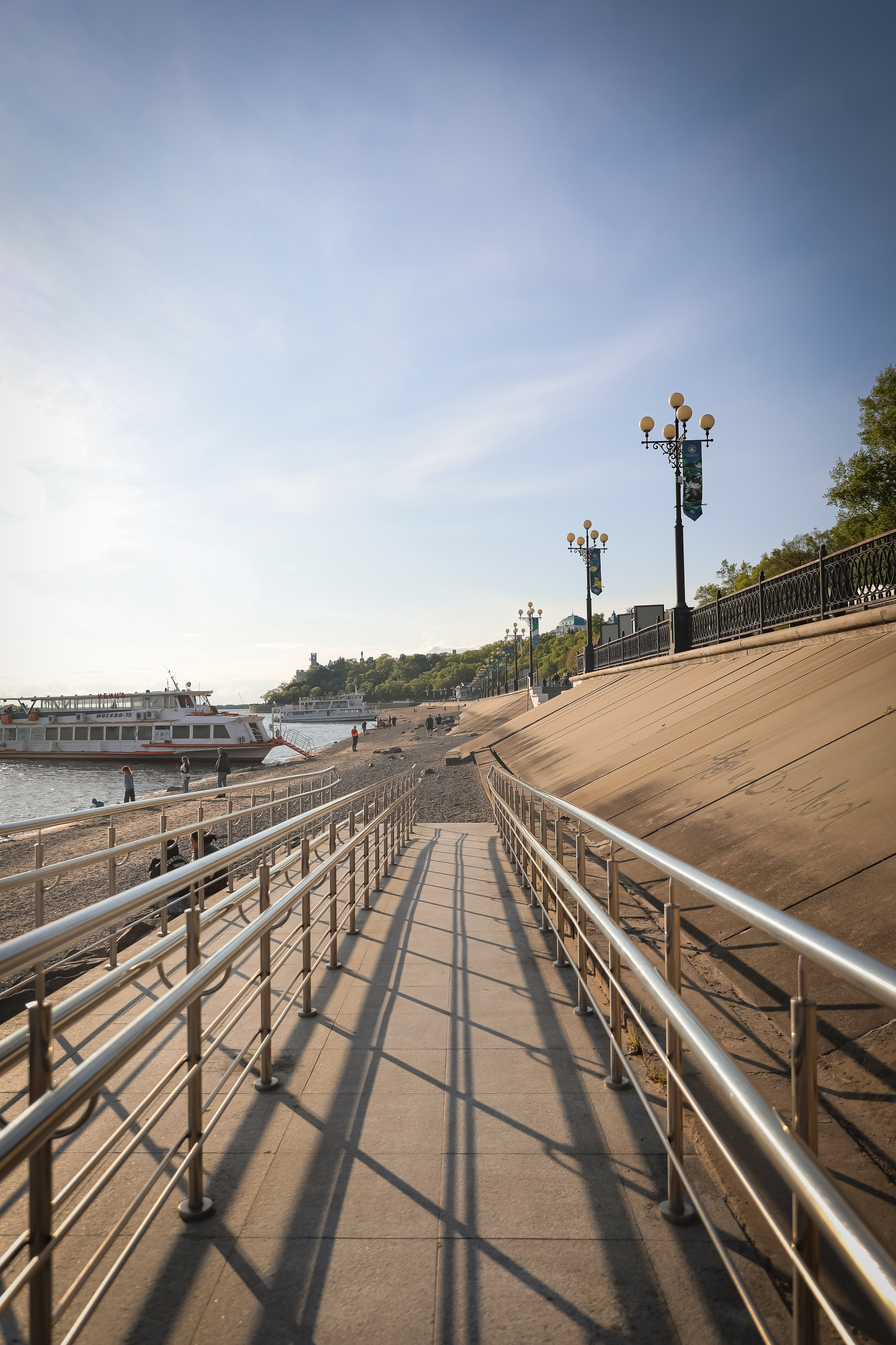 На набережной. Фотограф г. Хабаровск. Семейные и индивидуальные съёмки