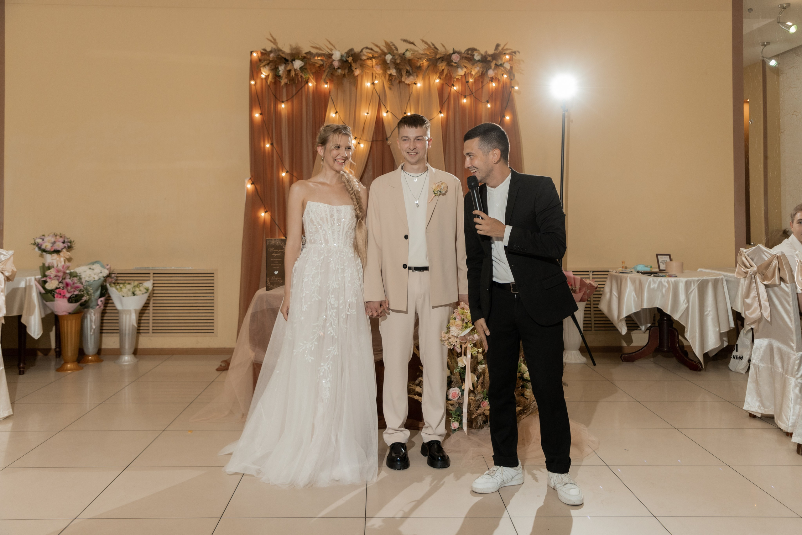 Роман и Александра (банкет). Свадебный фотограф Ангелина Сунгатулина | Саратов | Балаково | Вольск