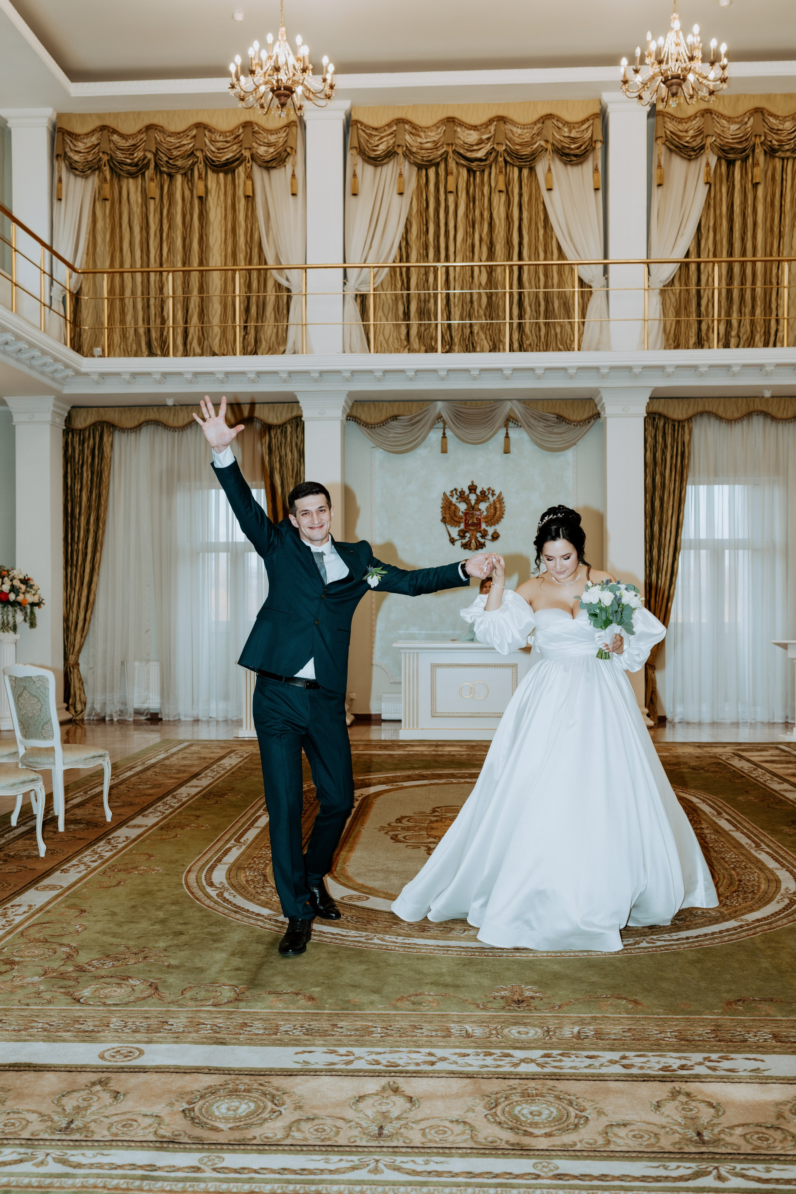 Свадьба, Витебский вокзал. Фотограф Оксана Шавва