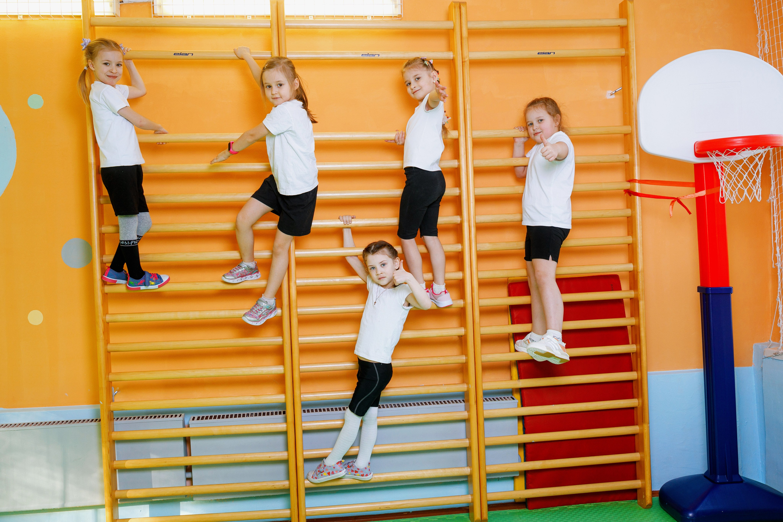 САДИК. Семейный фотограф в Москве выпускные альбомы Клюковская Надежда