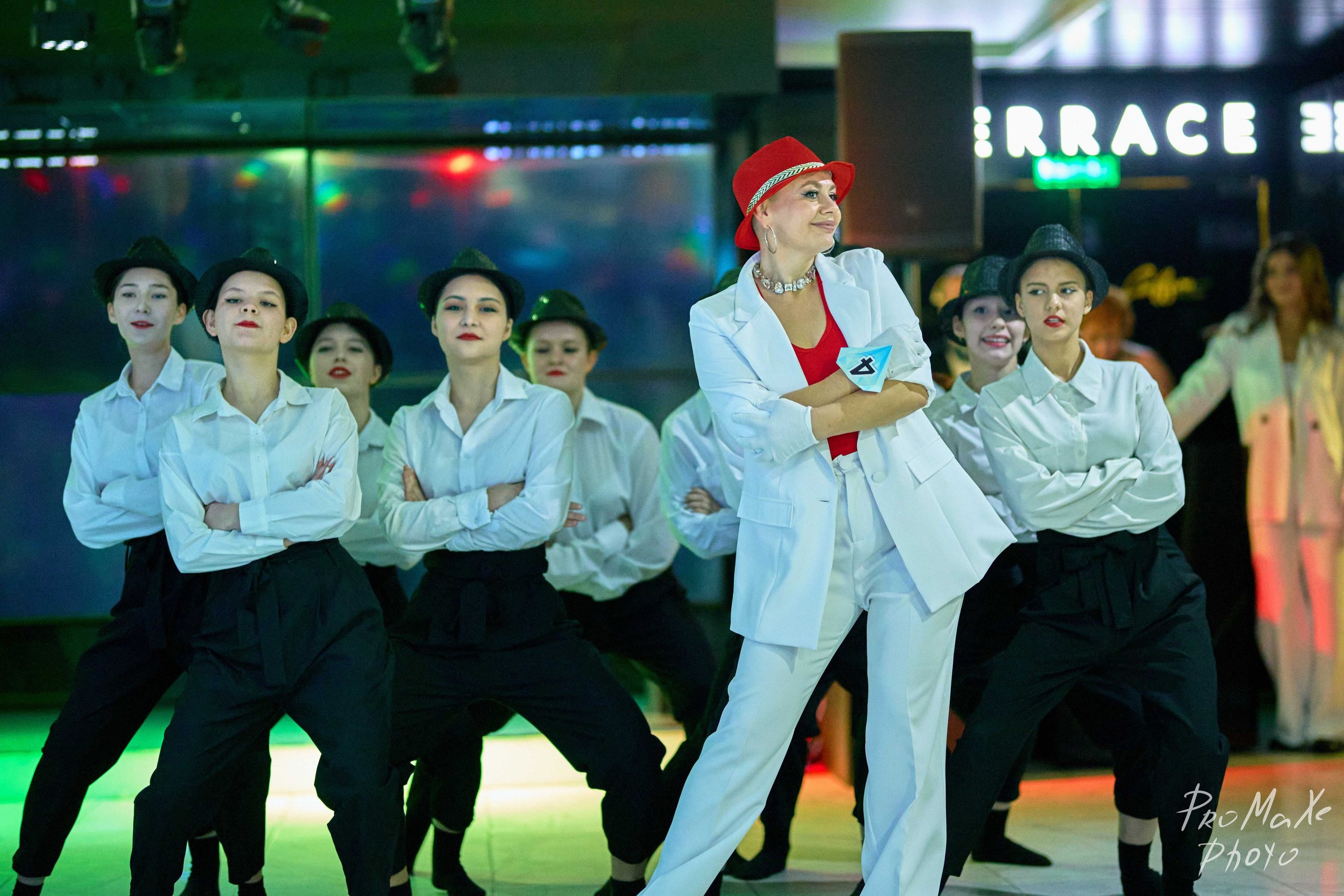 Зал КРАСА МАСС-МЕДИА ЧУВАШИИ. Владимир Суздалов (ProMaXe) — Портретный фотограф, тематические фотосессии в Чебоксарах