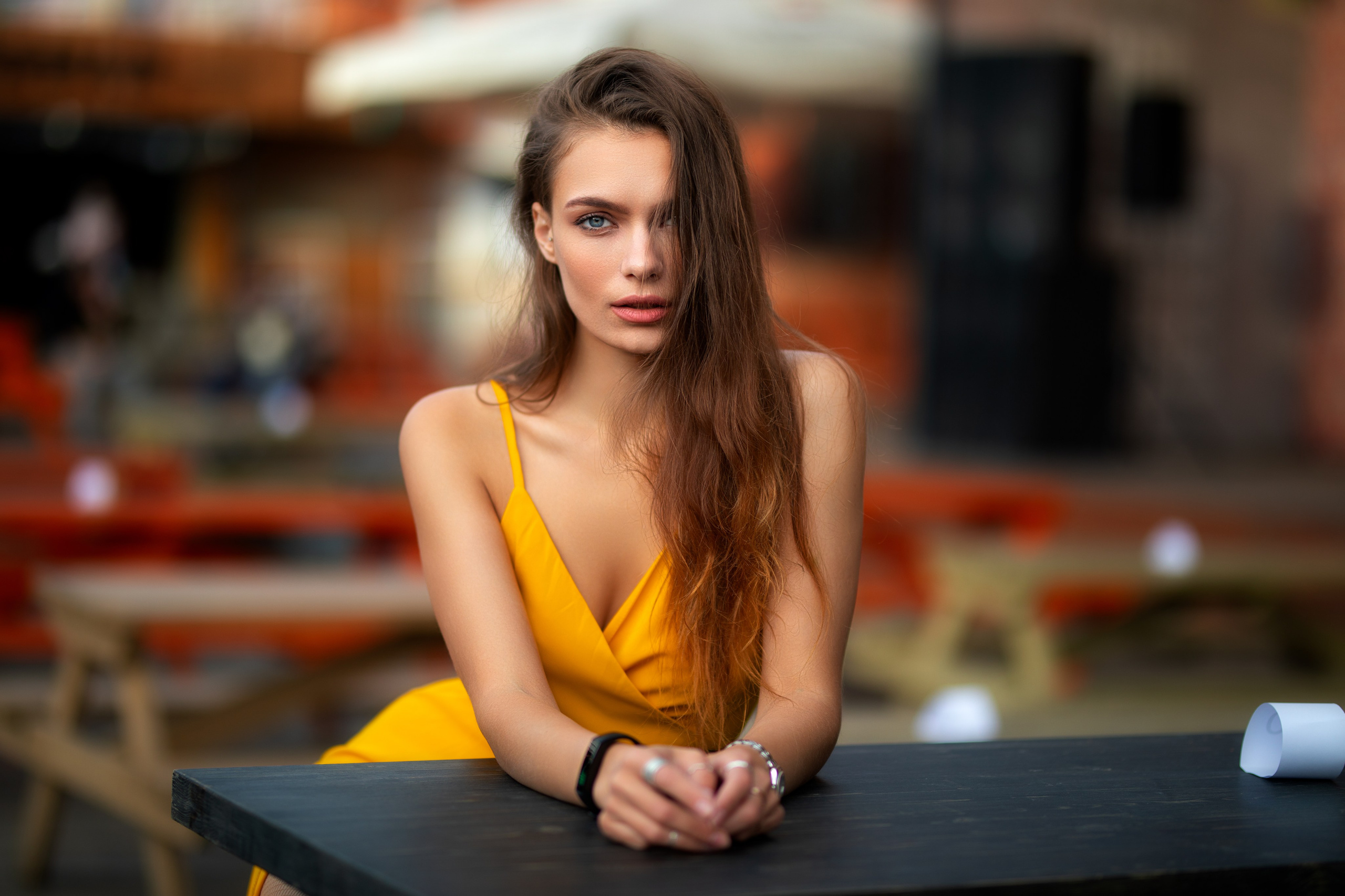 Летняя съемка с Екатериной на городской площади в Воронеже в формате для «себя»