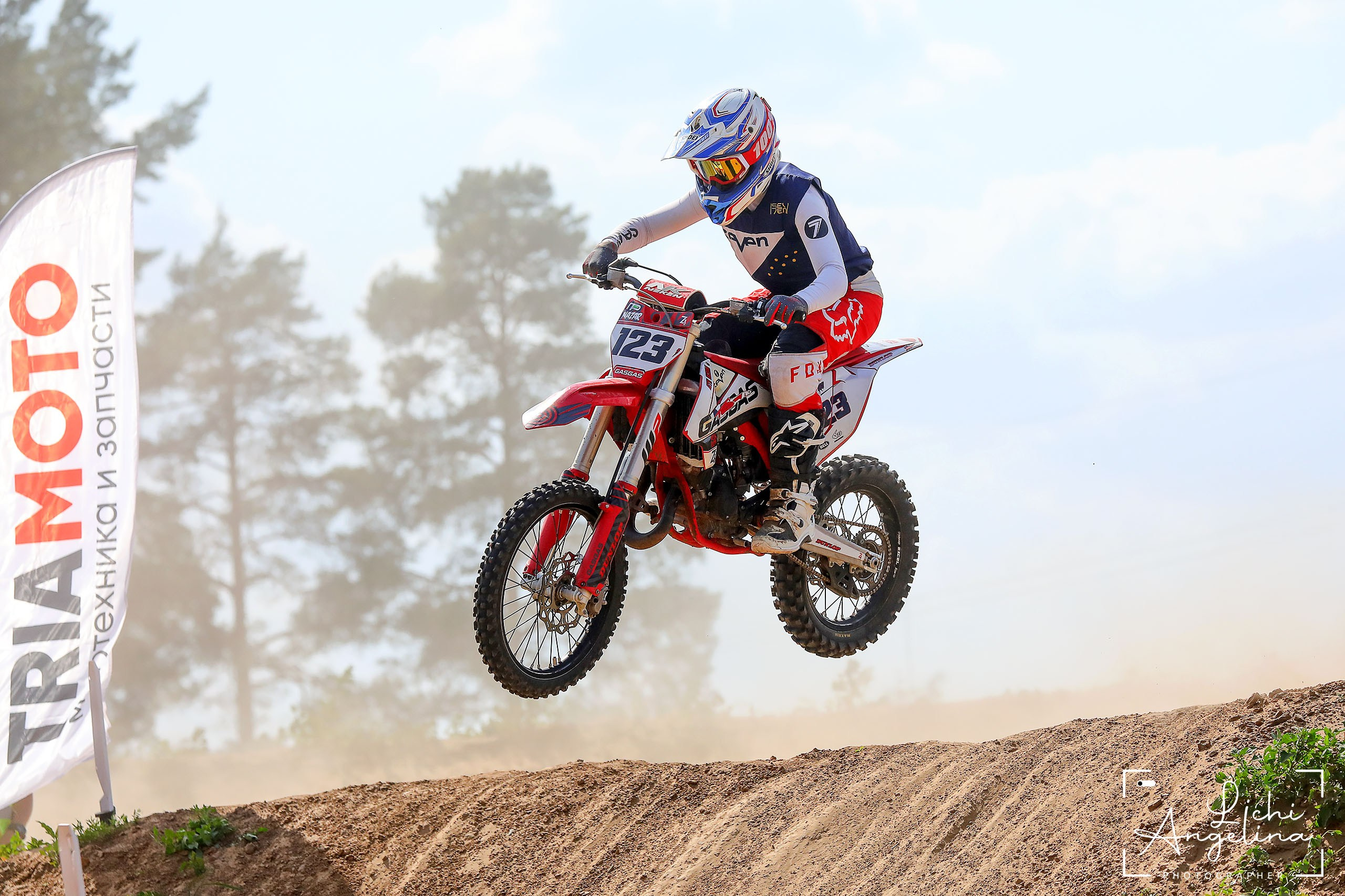 MOTOCROSS. Reportage photographer in Nizhny Novgorod and Moscow angelina Ilyichev