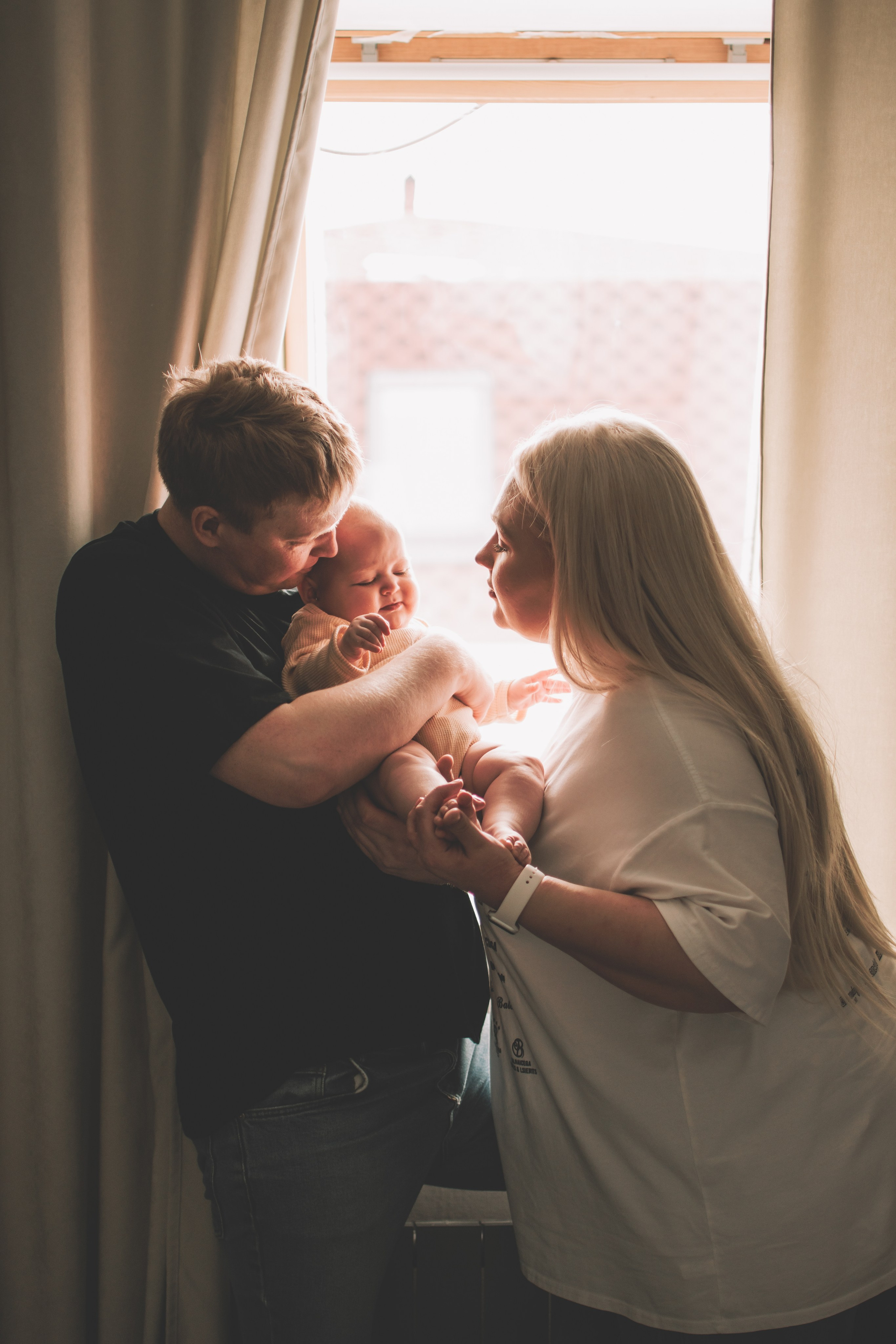 Съемка в честь полгодика. Семейный и свадебный фотограф Губкинский и Ставрополь