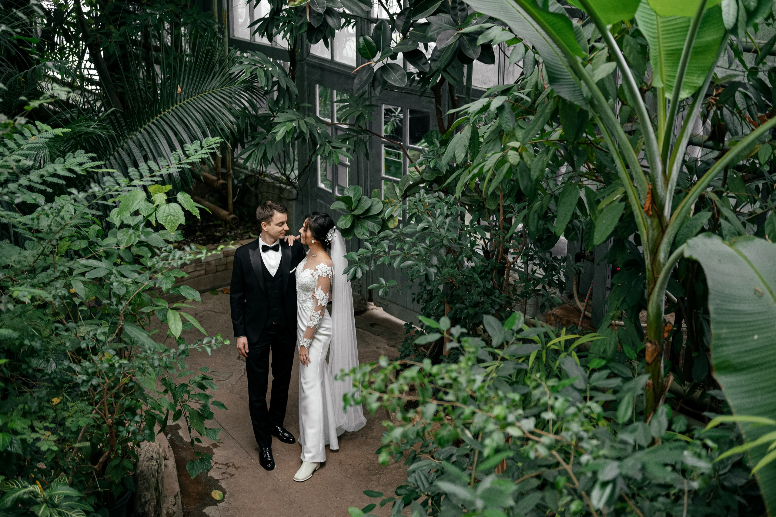 Старая Фондовая оранжерея и КСК «Звёздный». Свадебный и семейный фотограф Виктория Носачёва. Щелково, Москва и МО