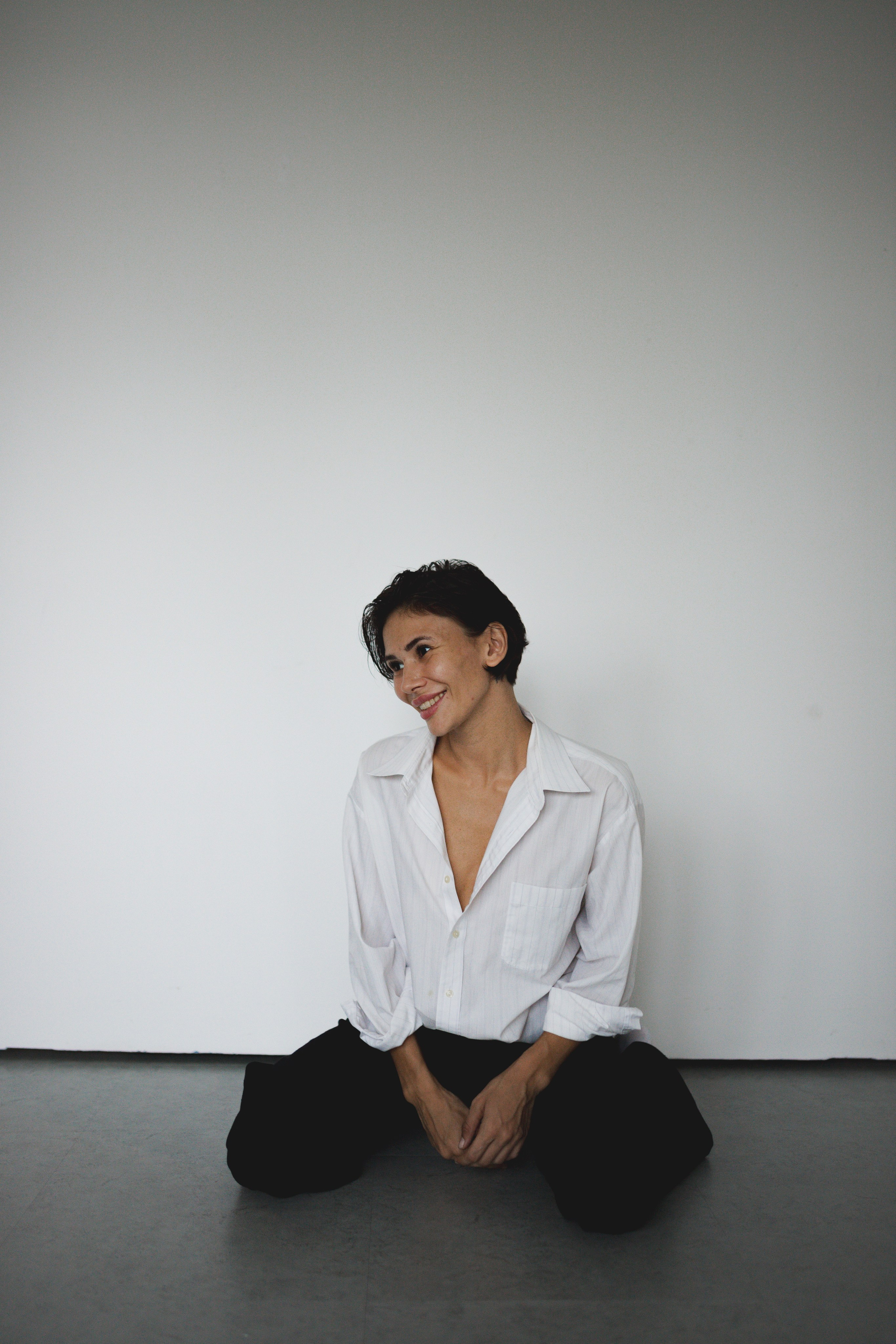 Алина в студии Нячанг. Главная