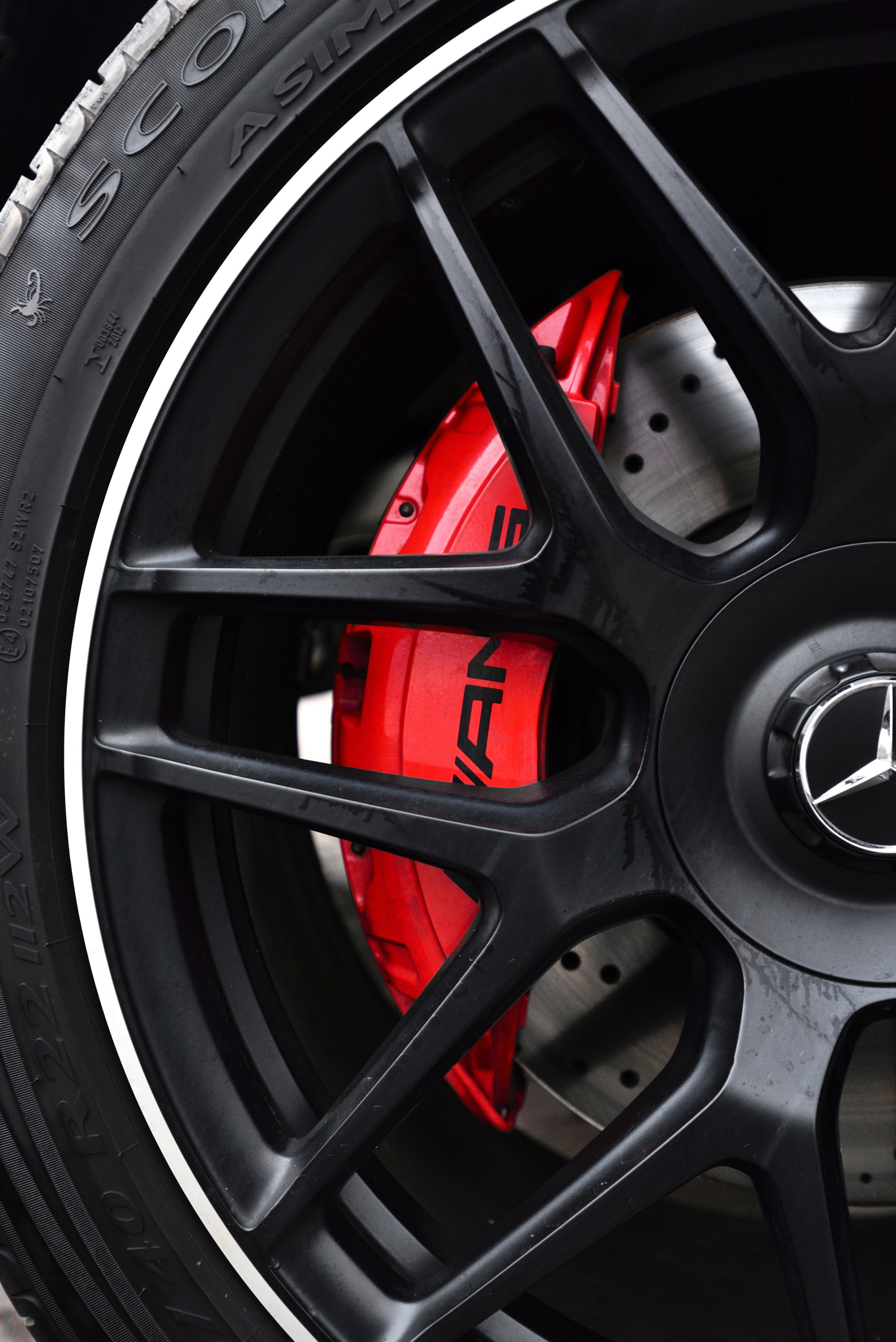 Mercedes G63. Автомобильный и интерьерный фотограф в Минске Александр Тагаев