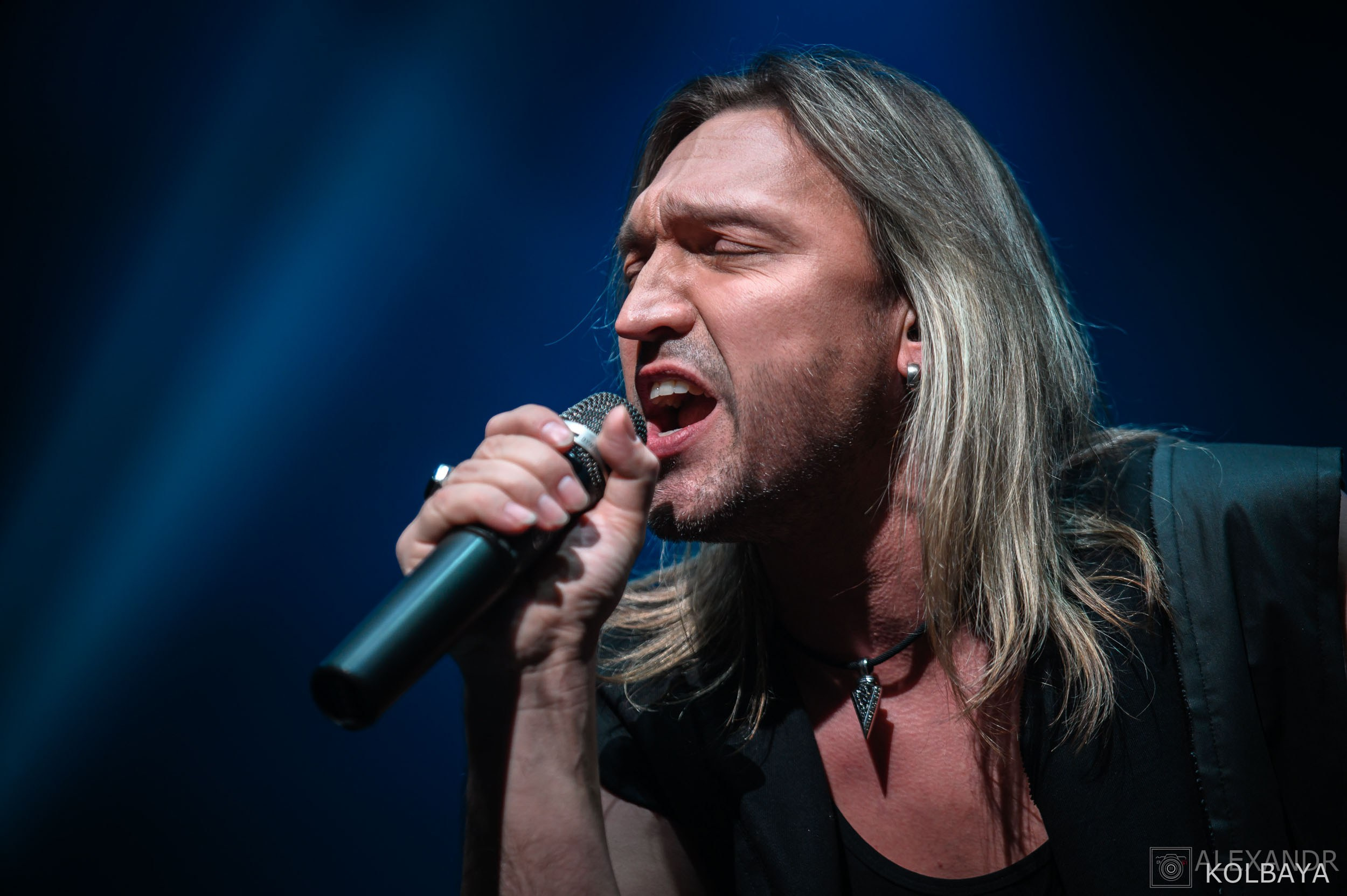 Фоторепортаж с Метал-Елки 2026. Концертный и театральный репортажный фотограф в Москве Александр Колбая