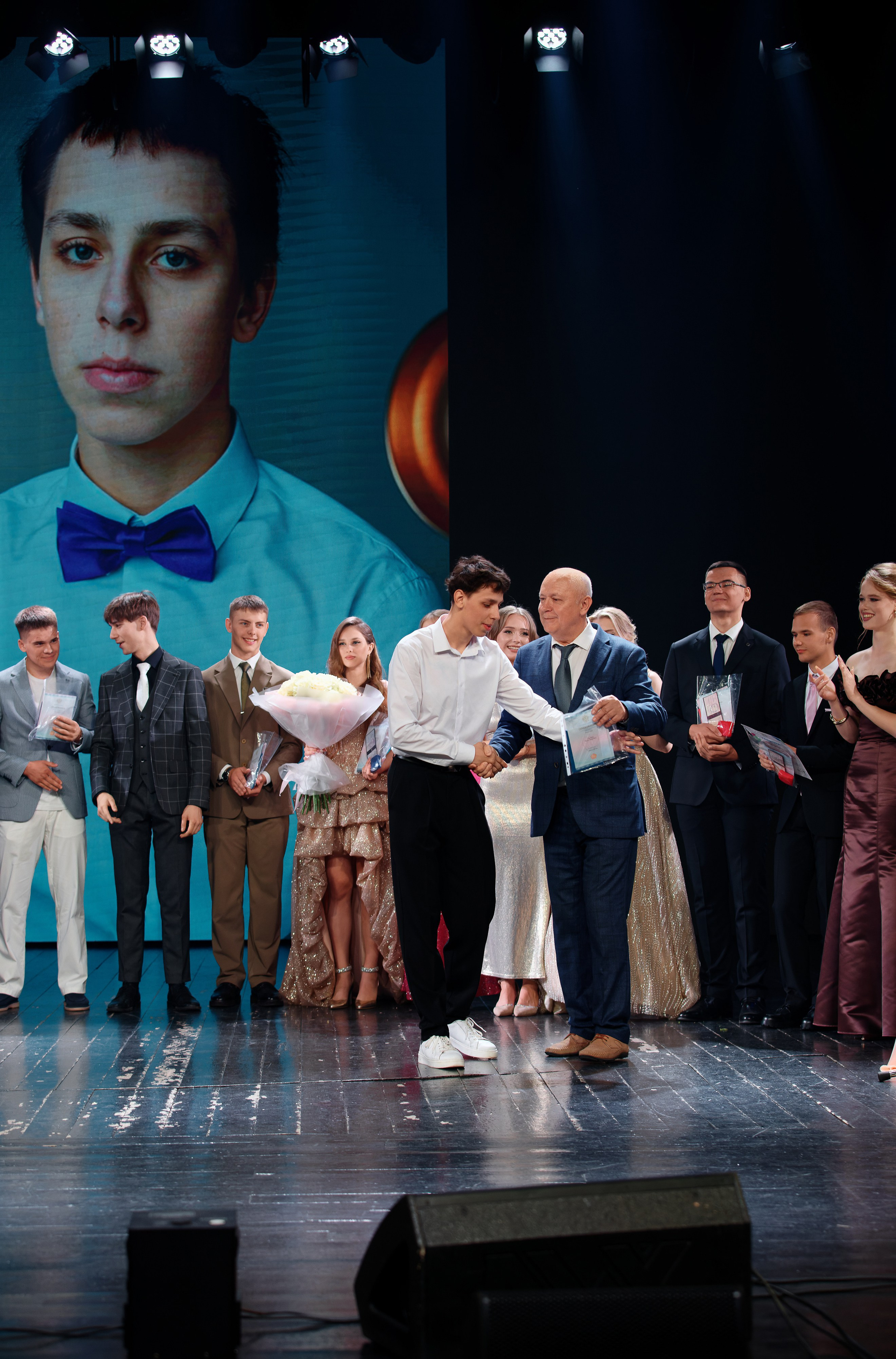 Выпускной школы 56 11Б. Семейный фотограф — Макс Белогрудов