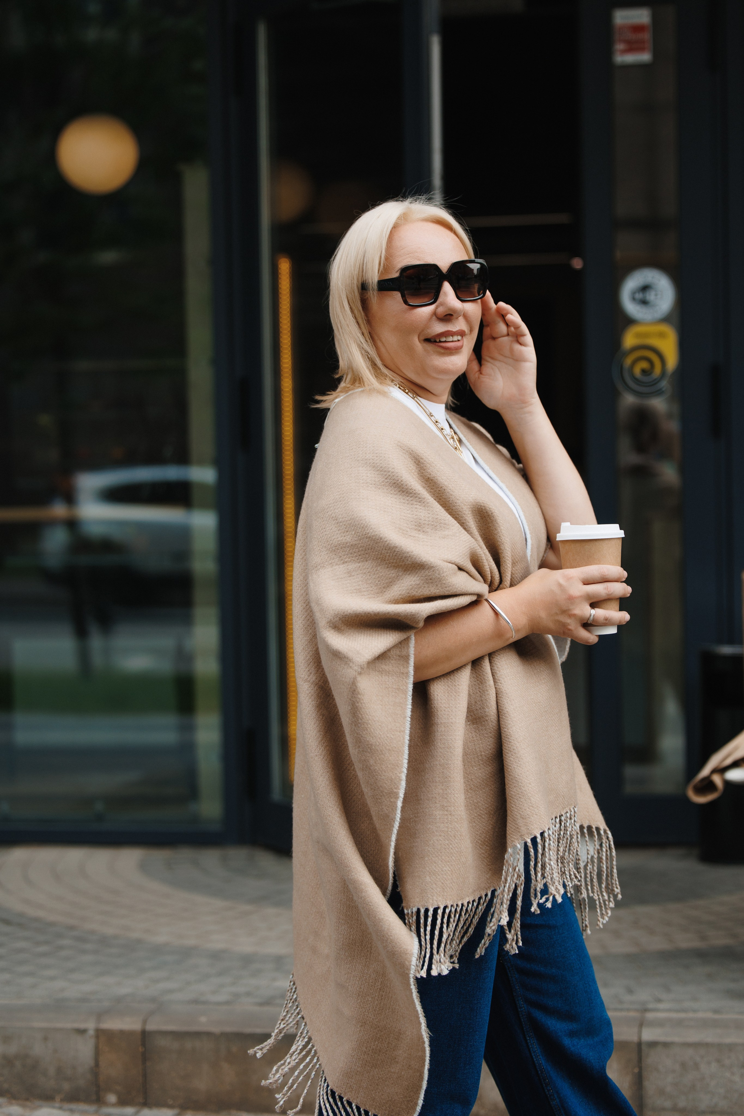 Портретный фотограф для контент съёмки в Новой Москве. Фотограф Москва. Портретный фотограф Александра Харитонова Москва Новая Москва Троицк