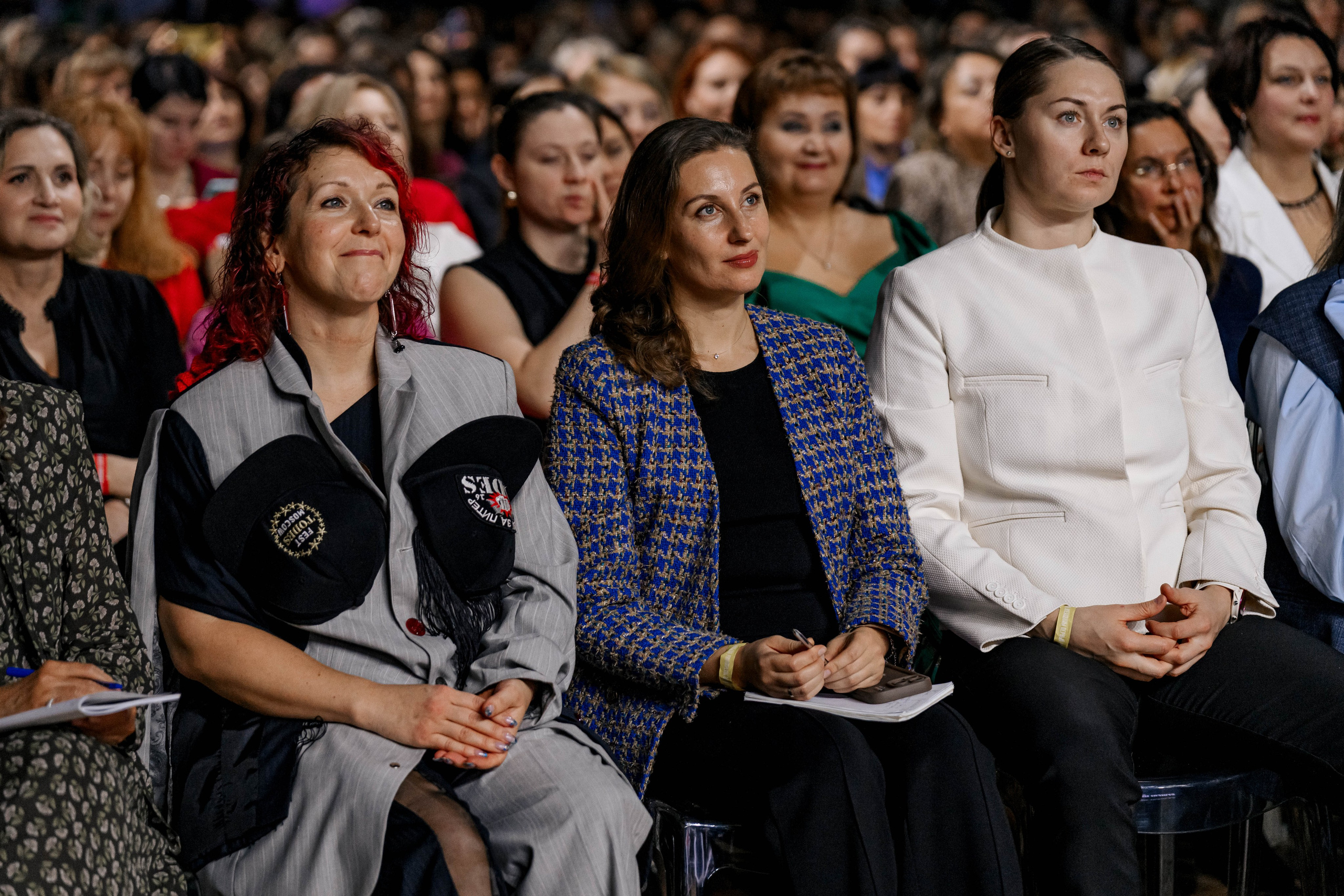 YOUTUBE ЖУРНАЛ ЖЕНЩИНЫ. Максим Комаров — Профессиональный фотограф