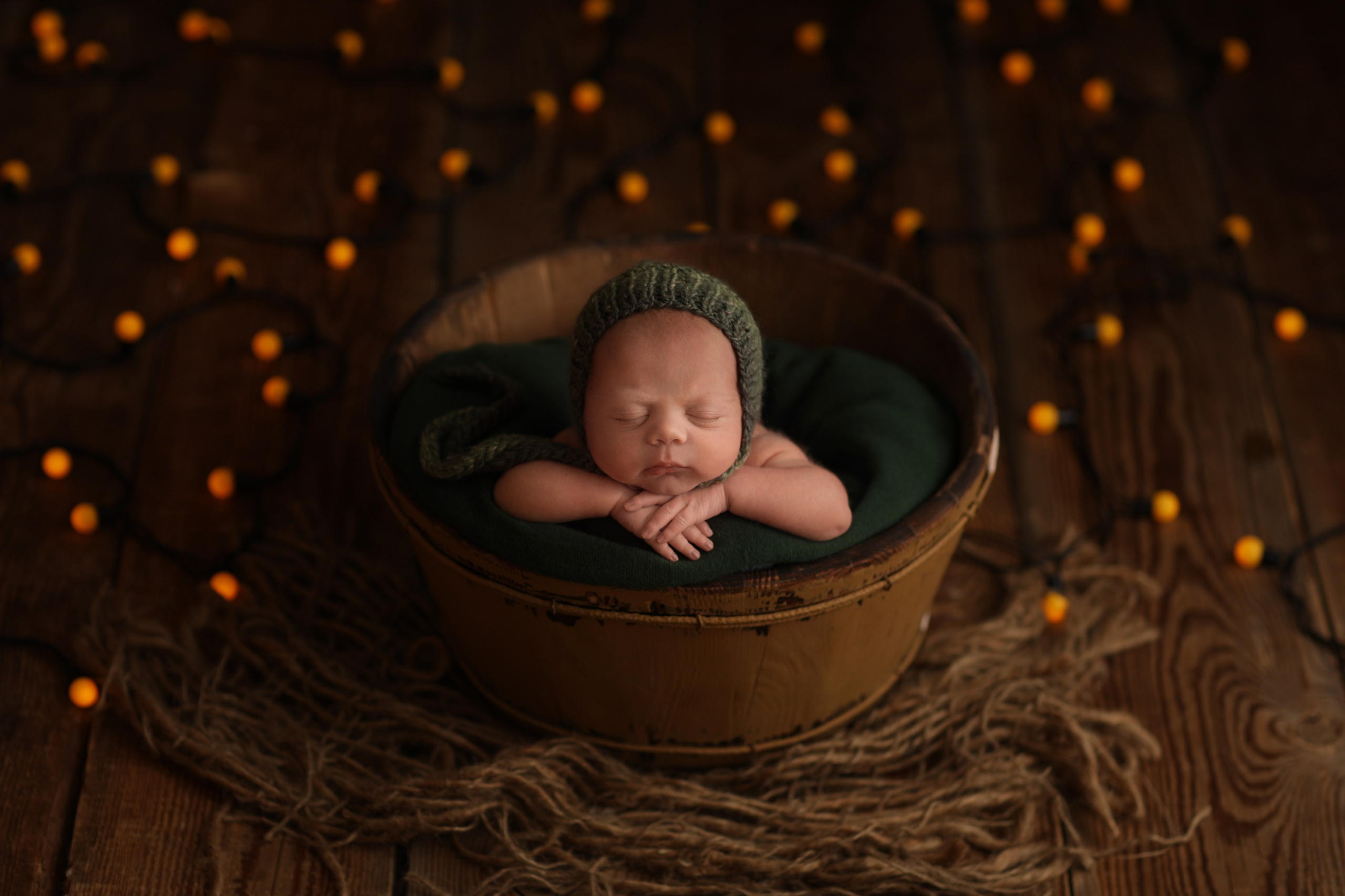 PH @anna_molodykh_newborn.almaty. Retoucher Aleksmokh