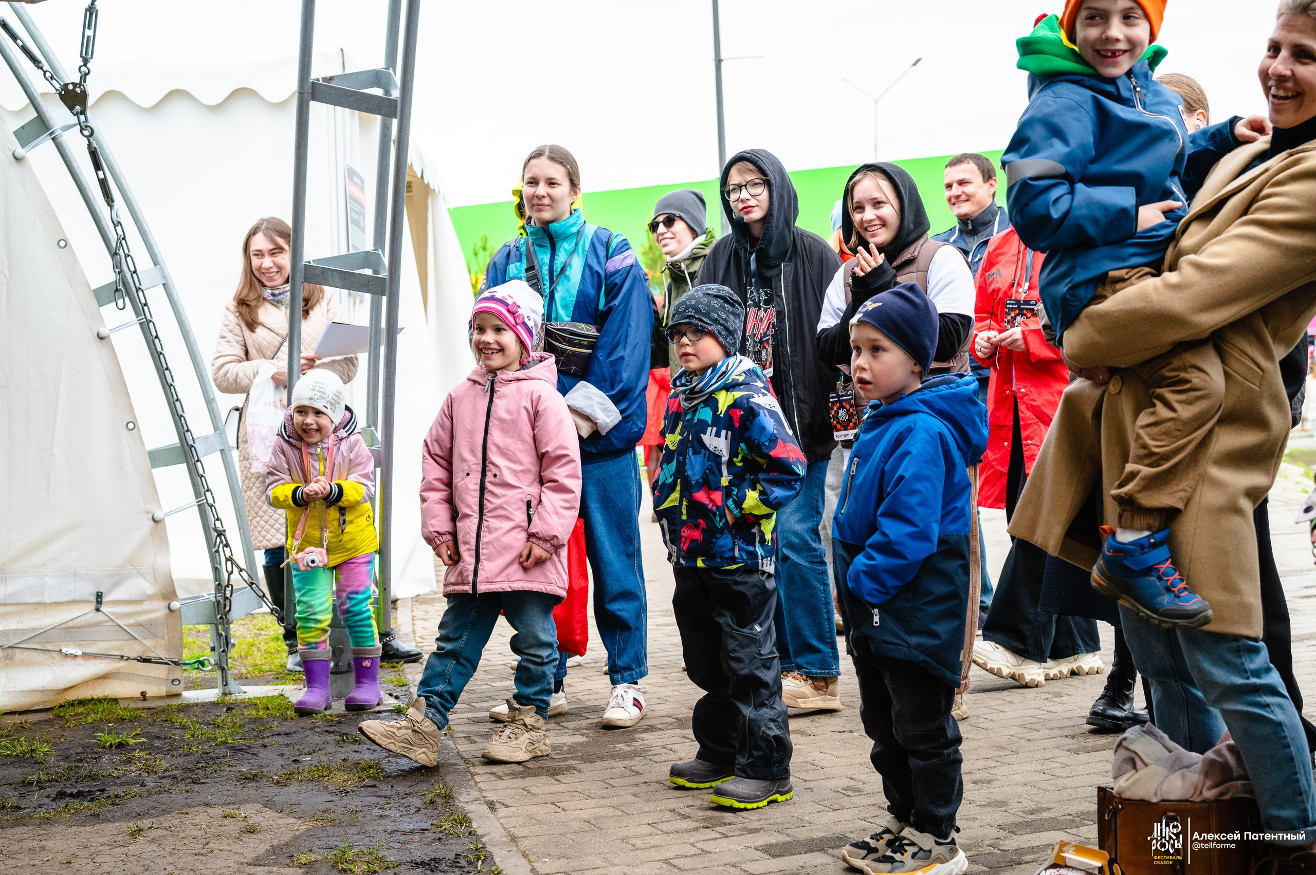 Фестиваль сказок Дикоросы. Екатеринбург. Май 2024. Репортажный и концертный фотограф Алексей Патентный в Екатеринбурге