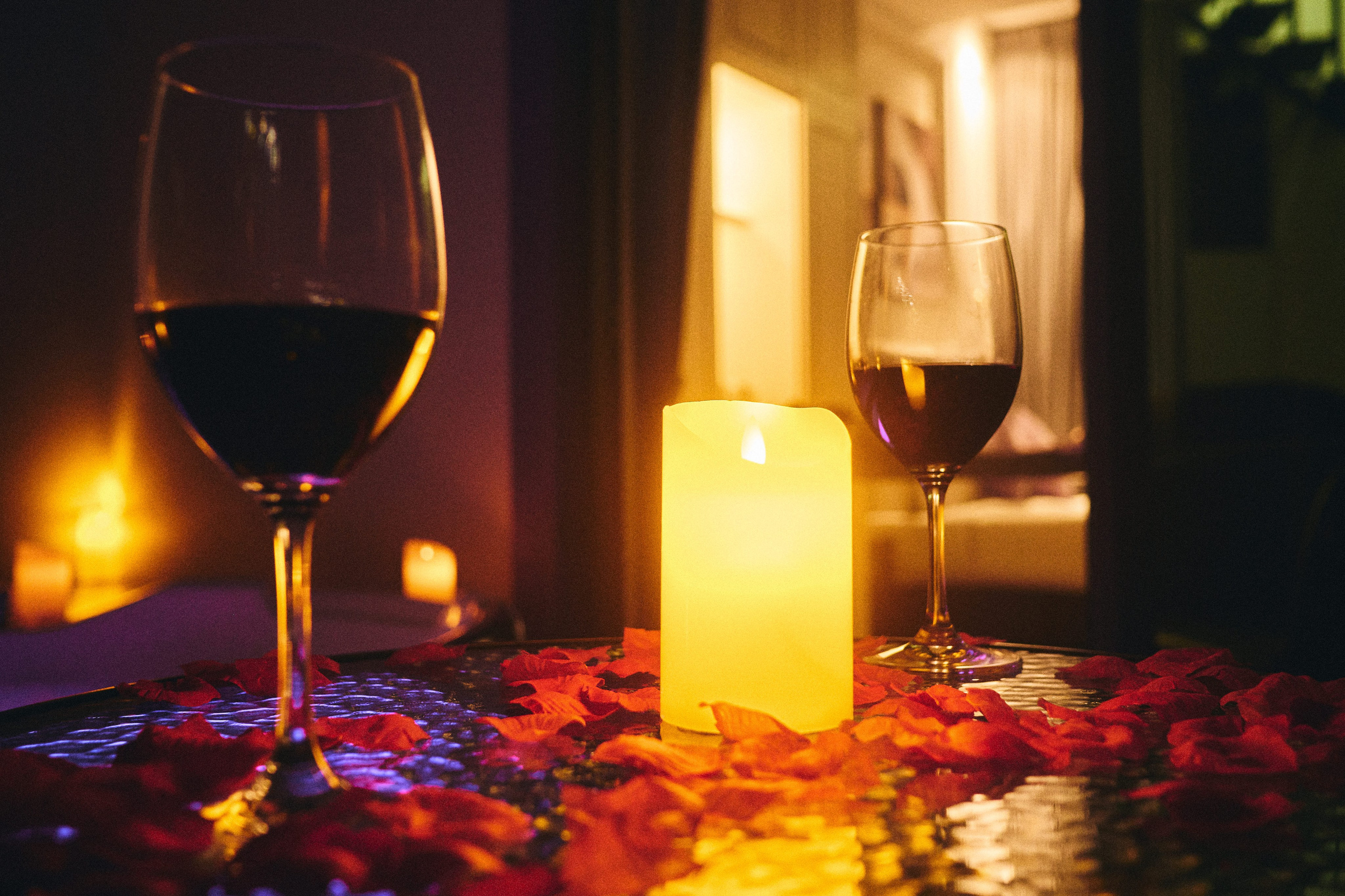 Lavender Mansion. See the moment and catche. commercial and reportage