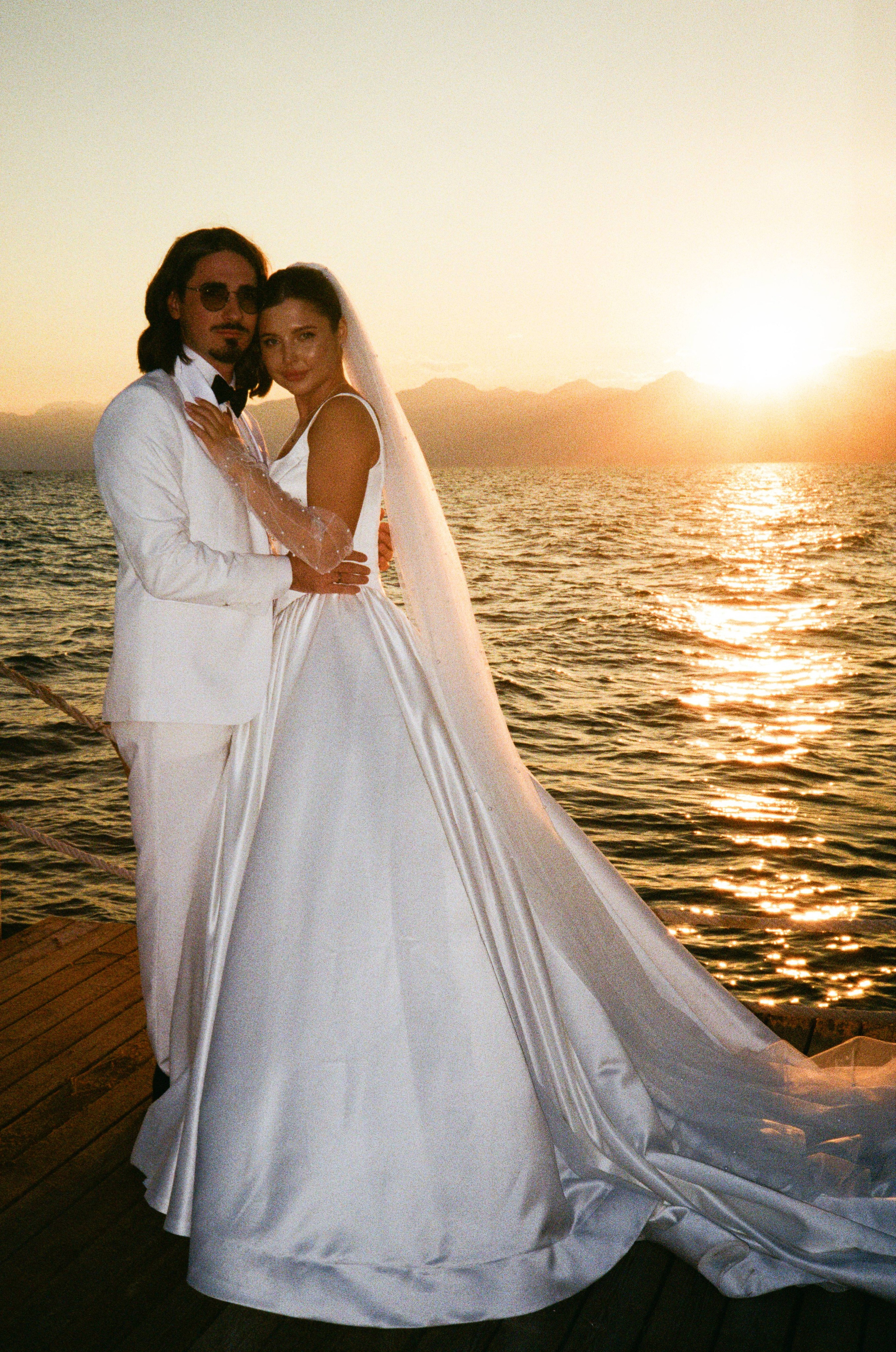 Once in October. Wedding & Documentary Photographer based in Nuremberg — available across Europe & Turkey | Vitalii Nasonov