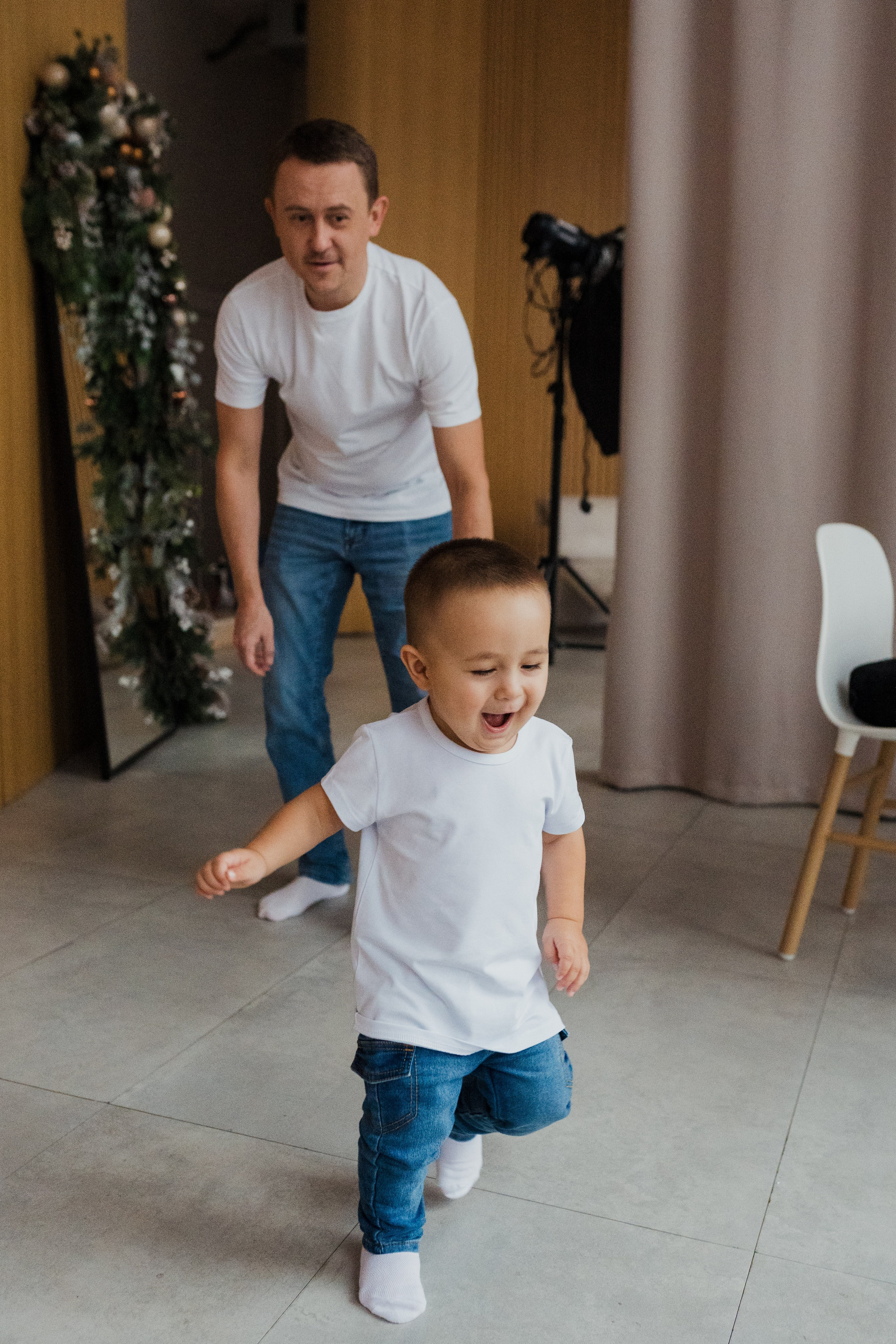 Семейная фотосессия в студии в Москве, семейный фотограф Анна Полушина. Свадебный фотограф в Москве Анна Полушина