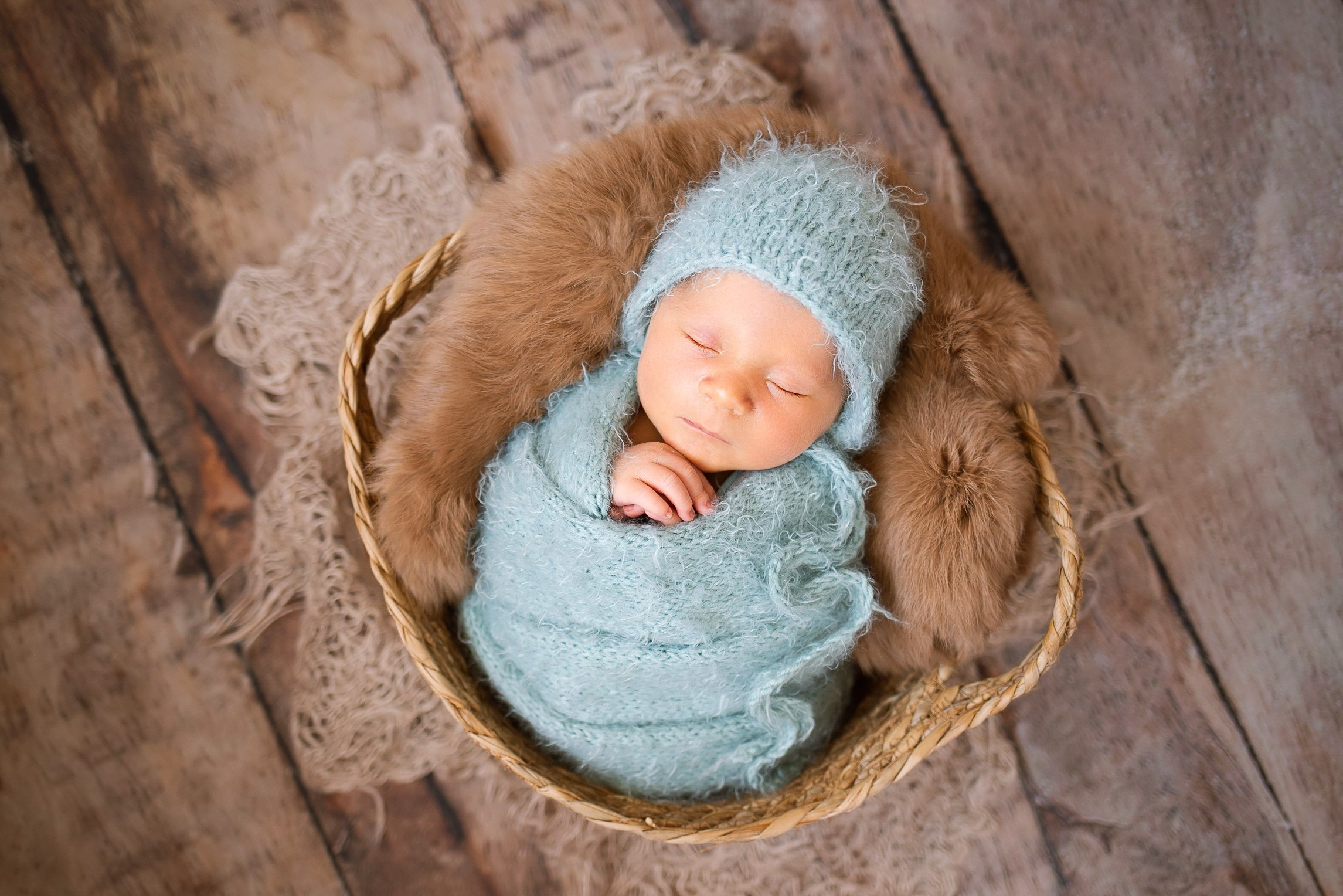 Фотосессия новорожденного. Фотограф новорожденных в Новосибирске