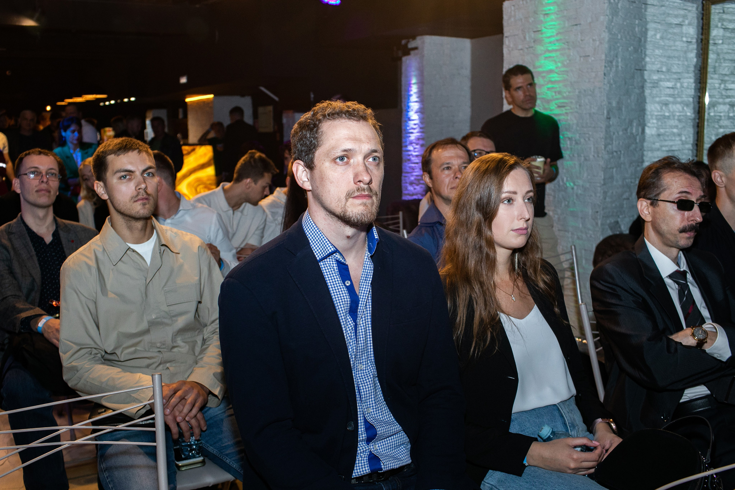 Встреча криптовалюте. Art photographer Nino