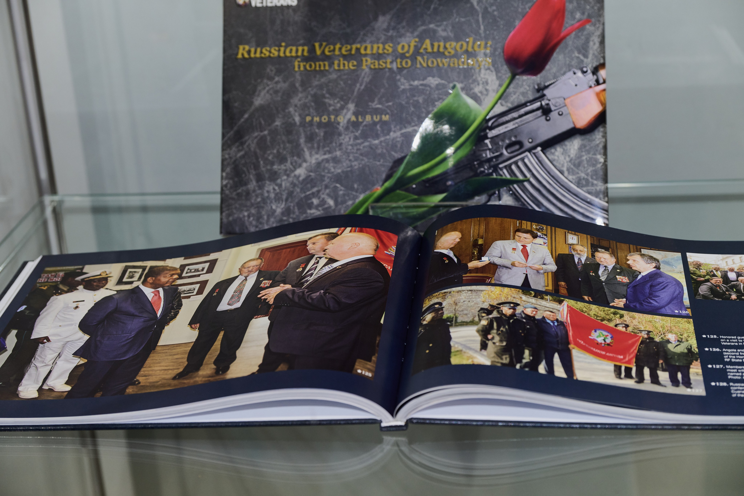 20 лет союзу ветеранов Анголы. Фотограф Роман Адлер