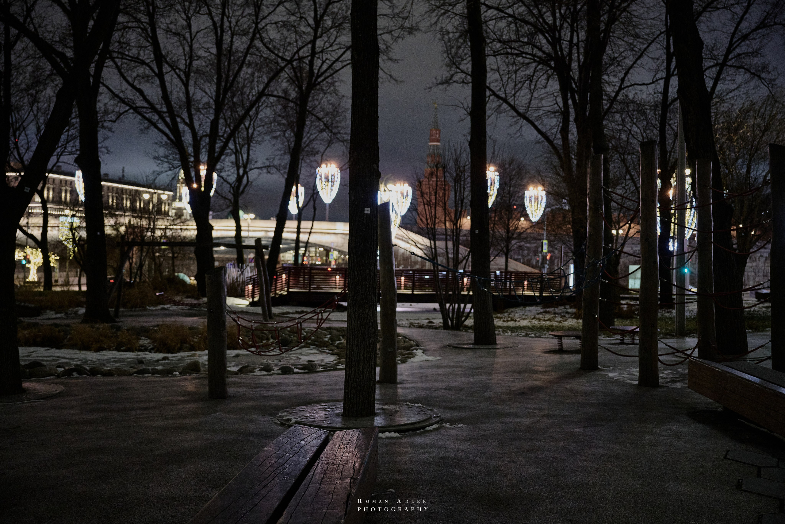 Новогодняя ночная Москва 2025. Фотограф Роман Адлер