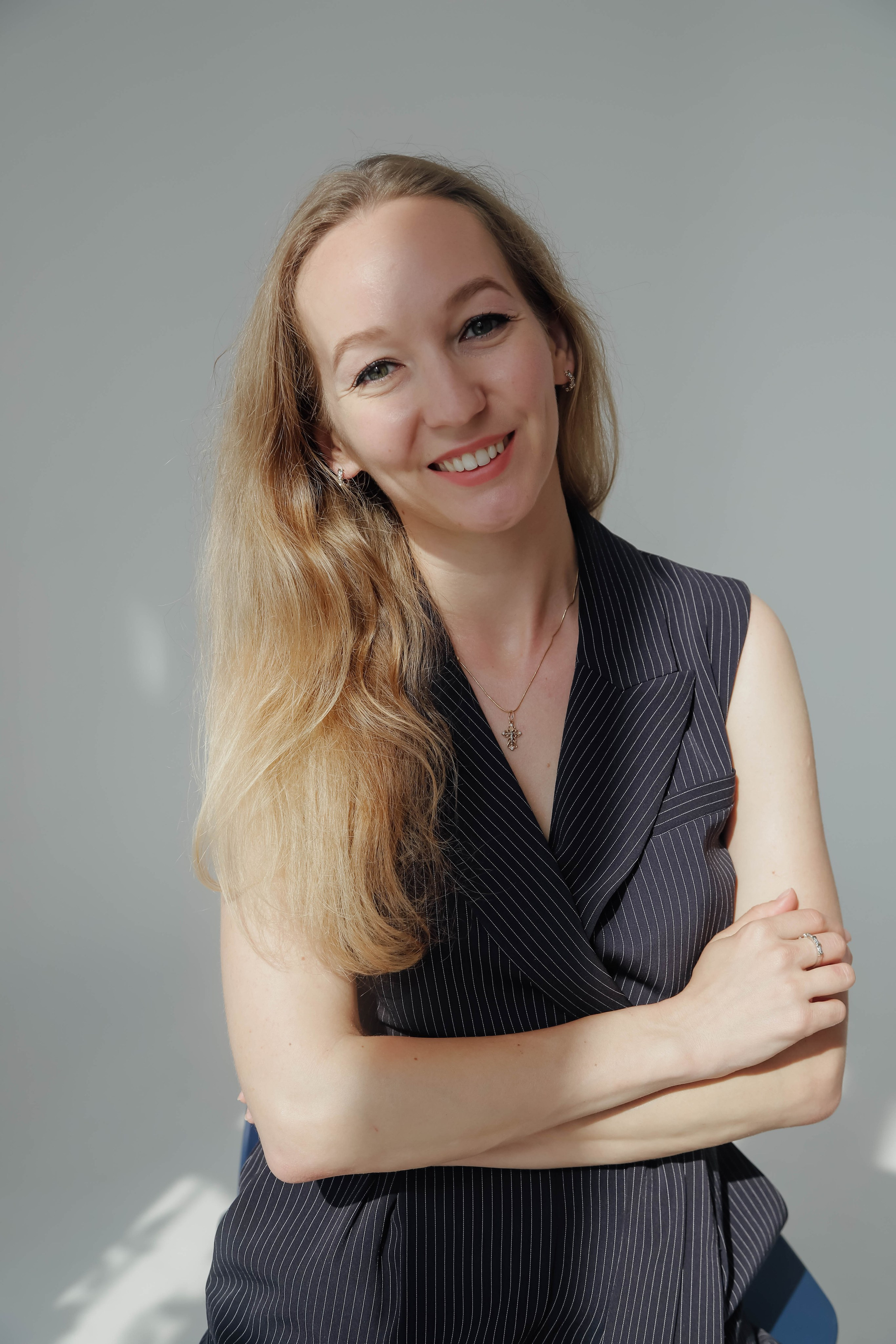 Деловая студийная фотосессия для Алины. Свадебный, семейный, детский фотограф в Сочи Виолетта Александрова