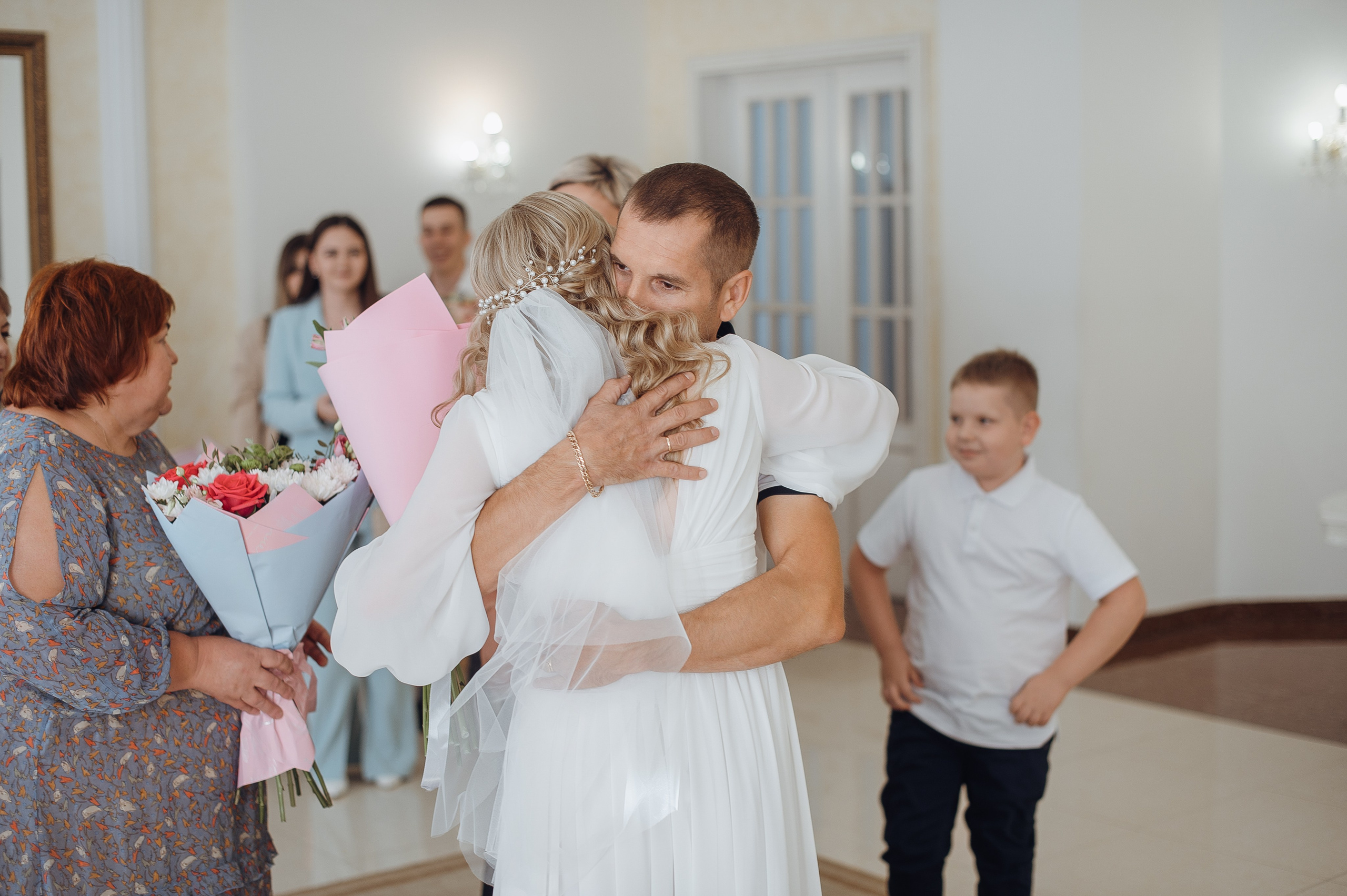 Тёплым осенним днём Николай и Наталья. Свадебный фотограф в Ярославле Денис Медоваров