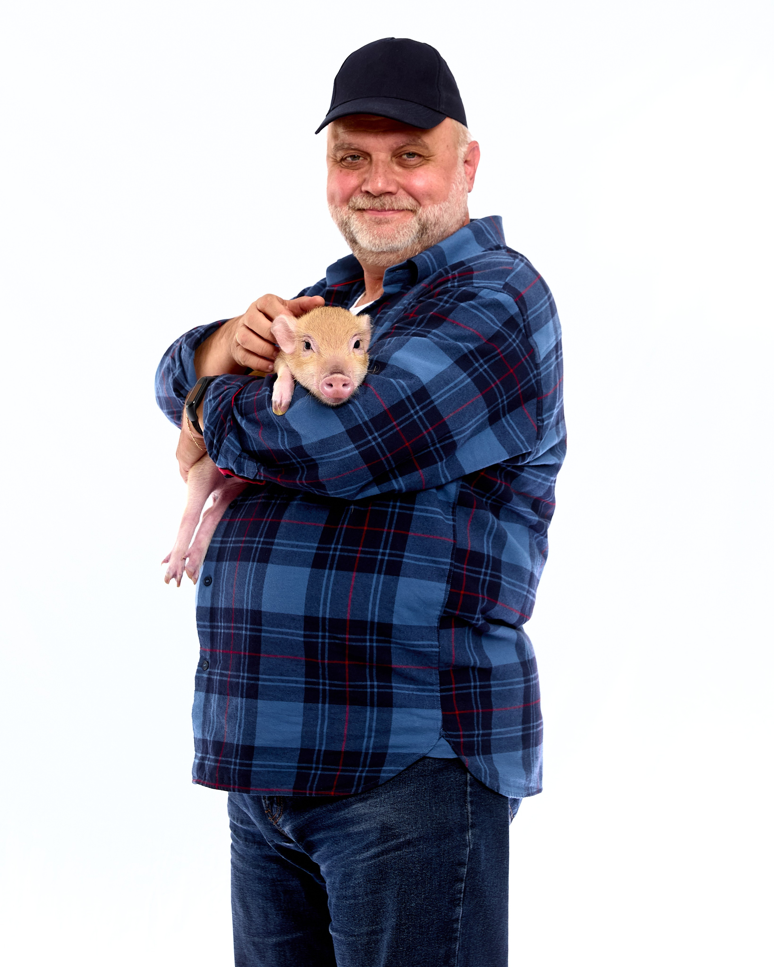 VAVADA. Святослав Лебедев | Рекламный фотограф — Коммерческая съемка, Арт-дирекшн, AI-интеграция