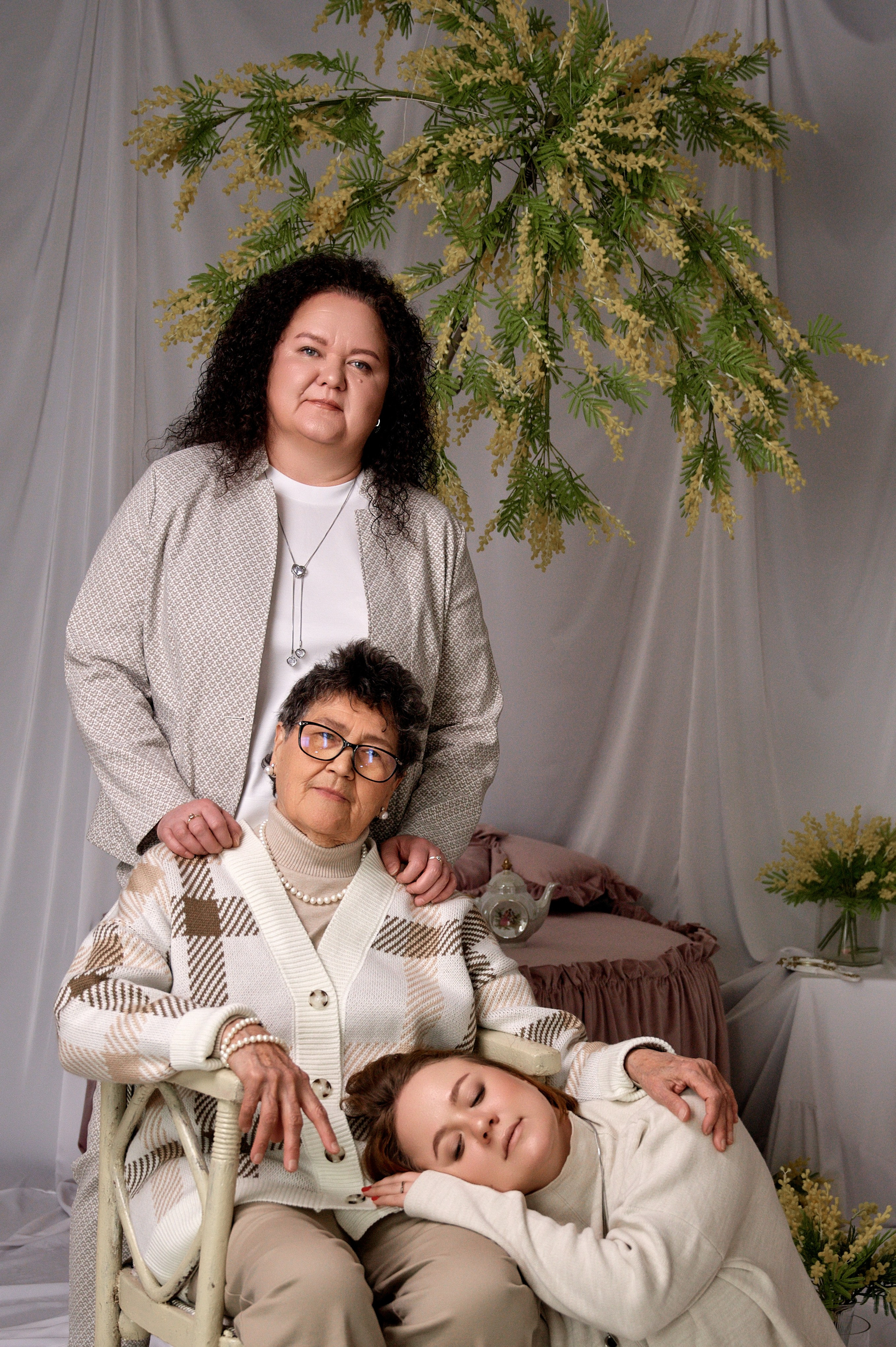 Семейная фотосессия для Лилии — тёплая съёмка в студии | Иван Третьяков, фотограф Новокузнецк