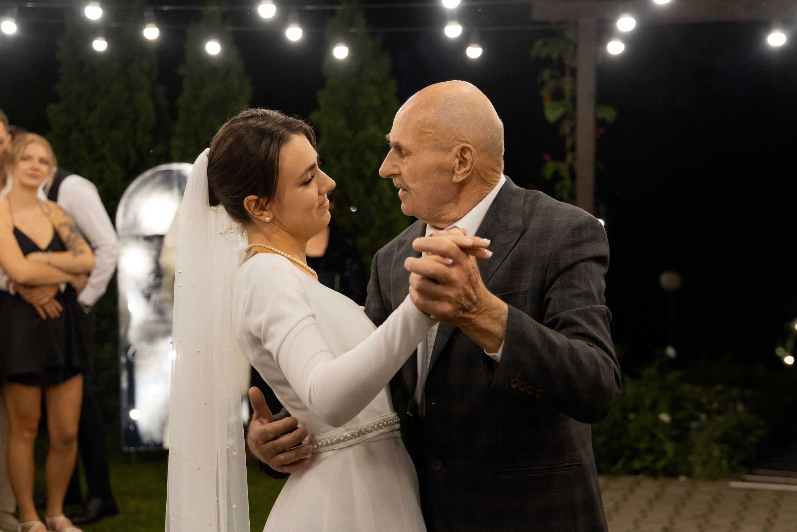 Свадебная фотосессия в агроусадьбе Лабодянка в Минске. Свадебный фотограф в Минске/Беларуси Сергей Спиридонов