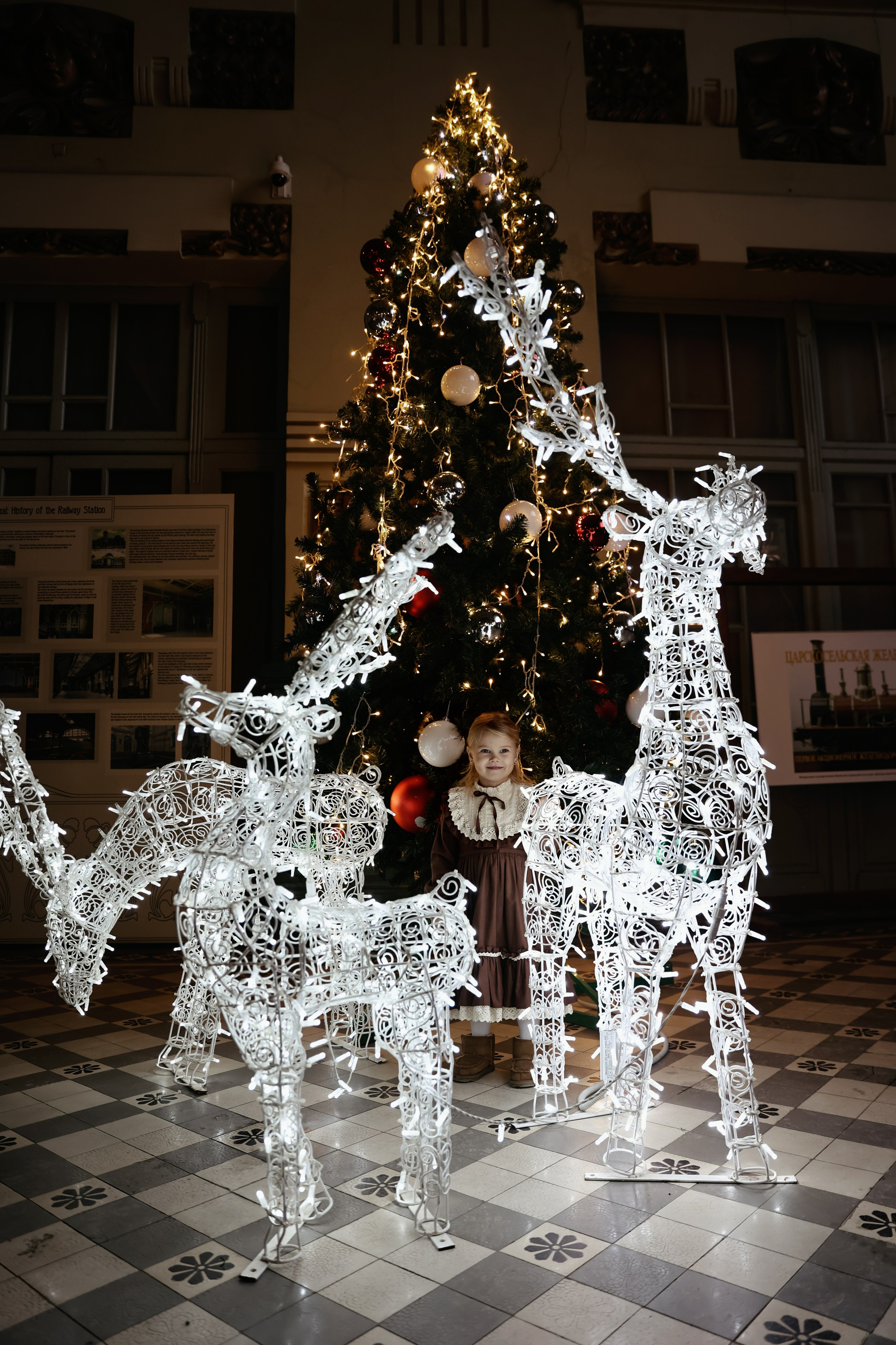 Ретро съемка на Витебском вокзале. Фотограф — Татьяна Кириллова, г. Санкт-Петербург