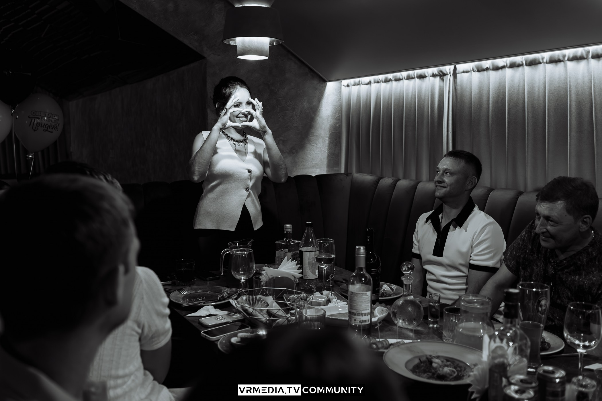 Выходные в караоке-баре «Империя»