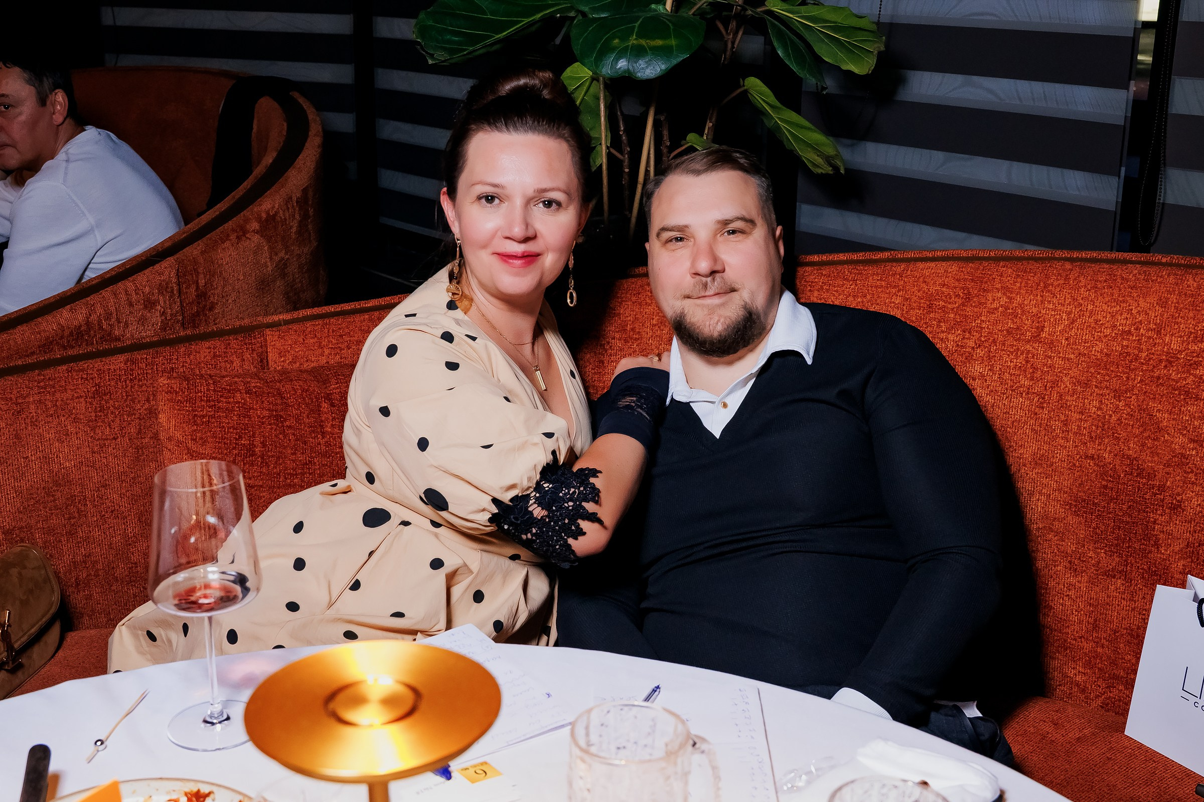 Вокруг Света за 60 Секунд-Sunset Meat Restaurant. Репортажный фотограф в Алматы Каюпов Сержан