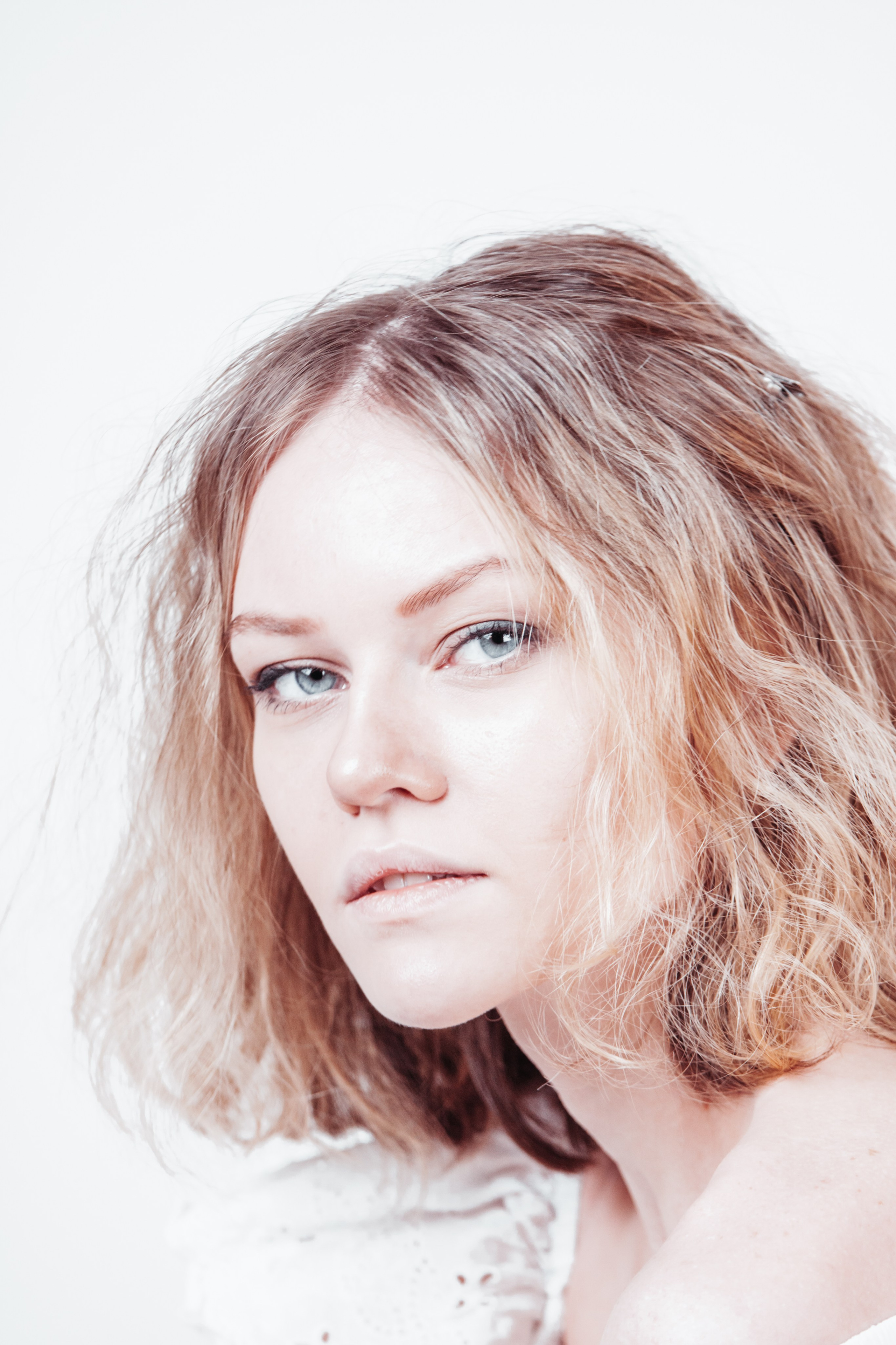 White. Дария Галямова — фотограф: открытый, творческий, коммерческий