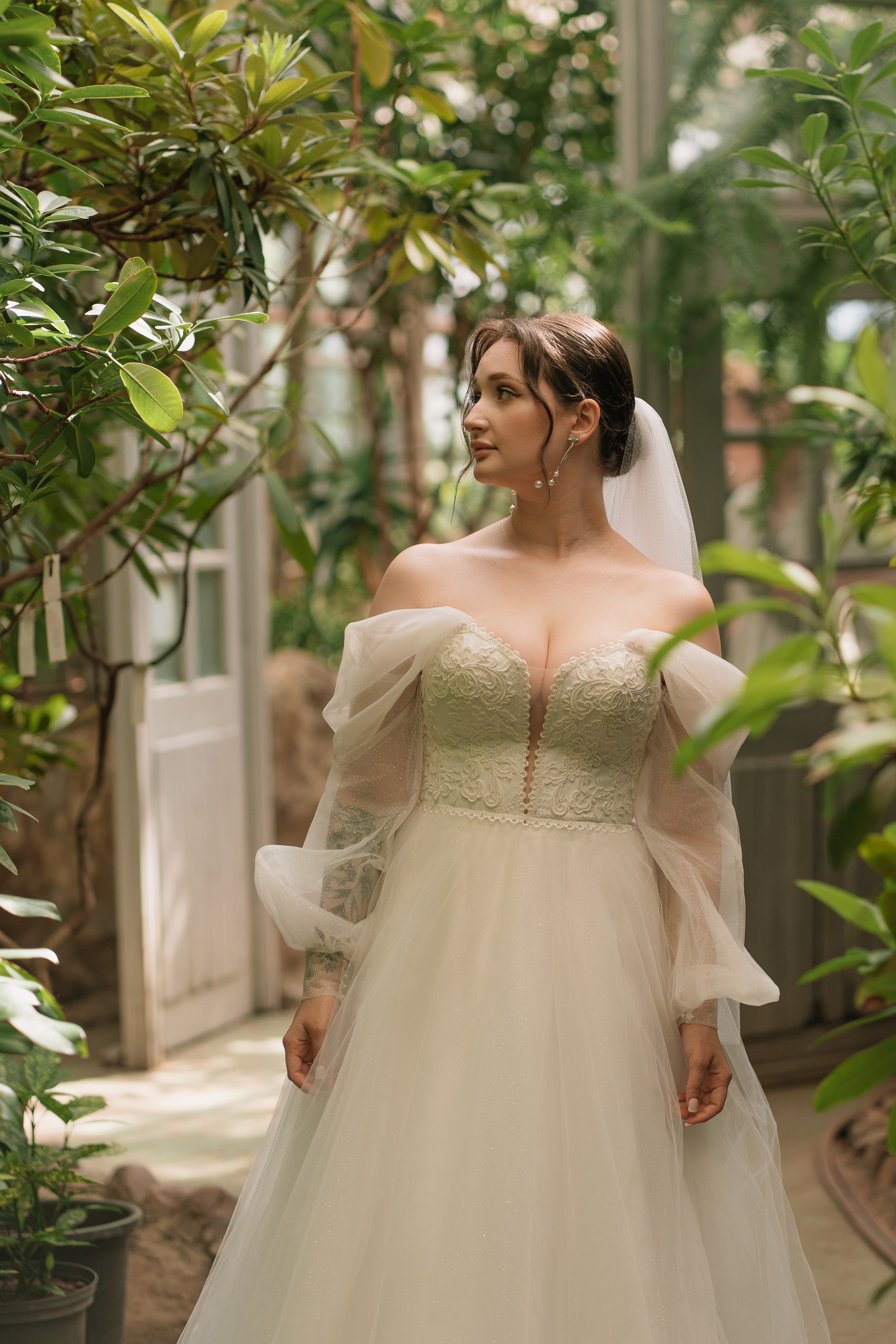 Свадебная фотосессия в оранжерее, Москва. Свадебный фотограф в Москве Анна Полушина