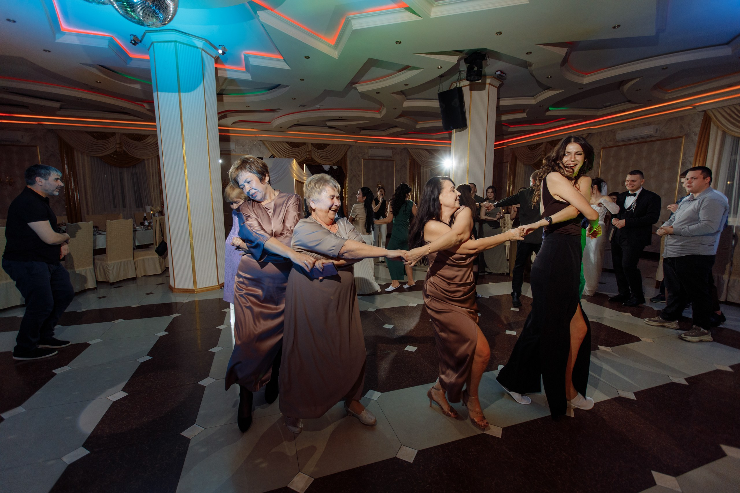 Water. Свадебный фотограф в Ярославле Анастасия Архипова