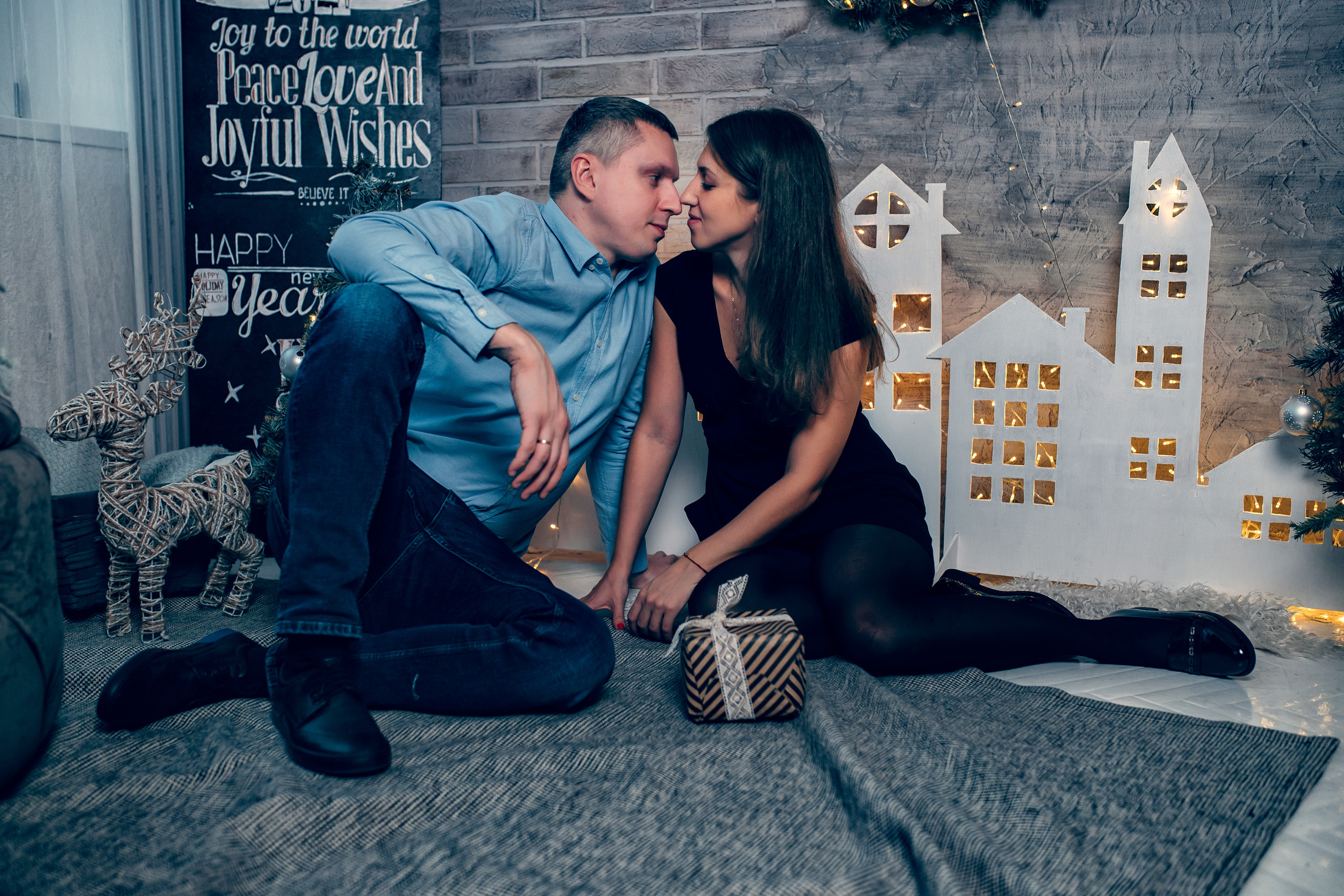 Семейная новогодняя съемка в фотостудии Молоко. Екатерина Крапивина фотограф церковных Таинств в Нижний Новгороде