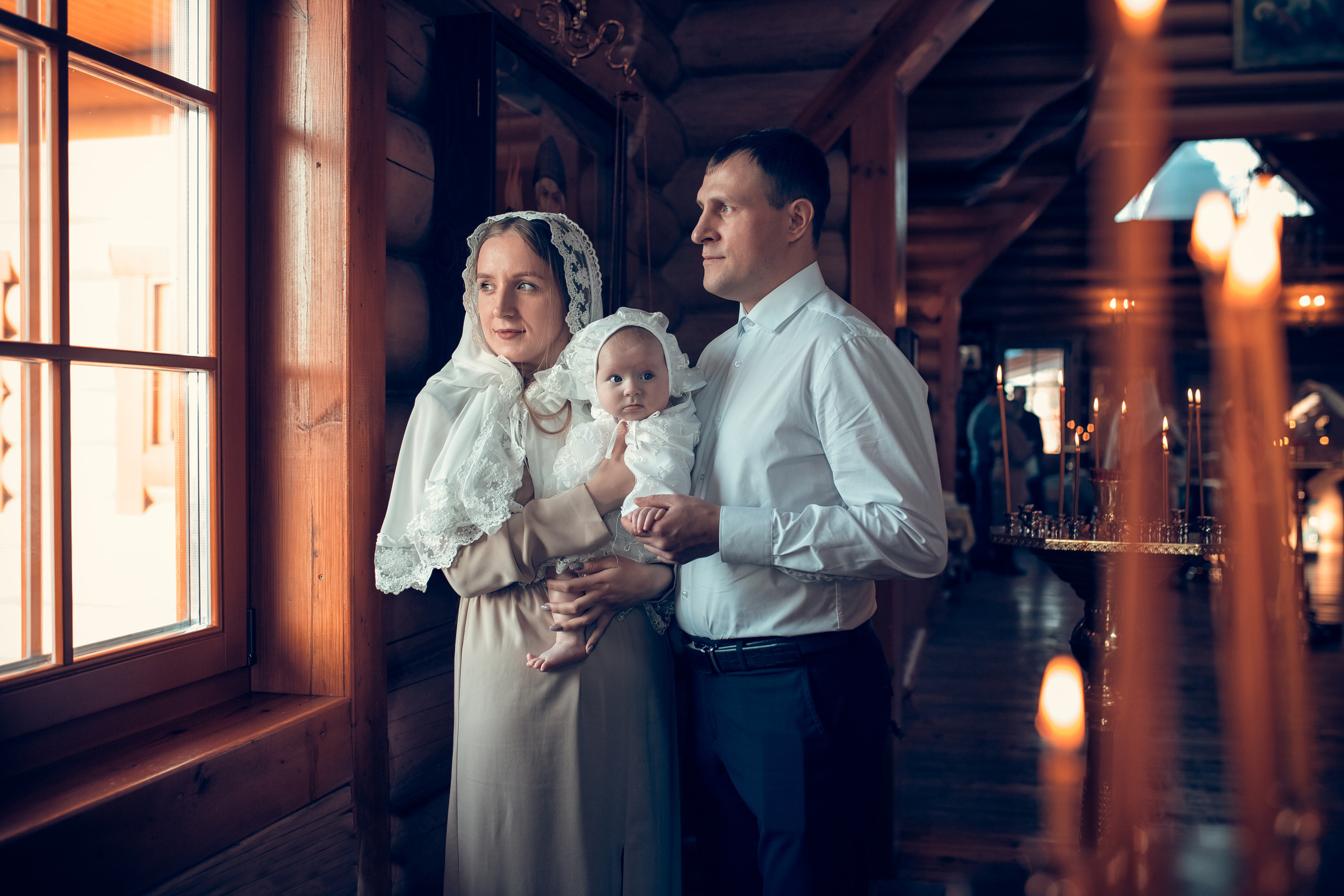 Крещение Александры в храме Владимира Равноапостольного в Сартаково. Екатерина Крапивина фотограф церковных Таинств в Нижний Новгороде