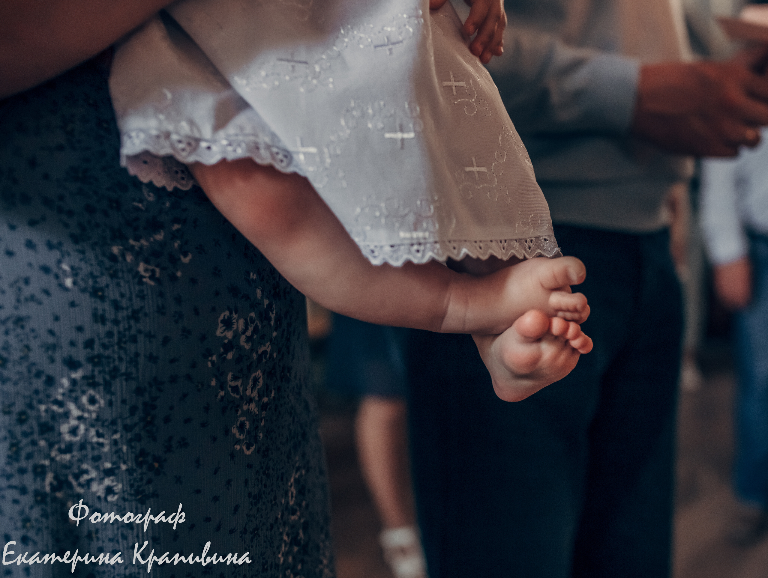 Крещение Арины. Храм Сергия Радонежского. Екатерина Крапивина фотограф церковных Таинств в Нижний Новгороде