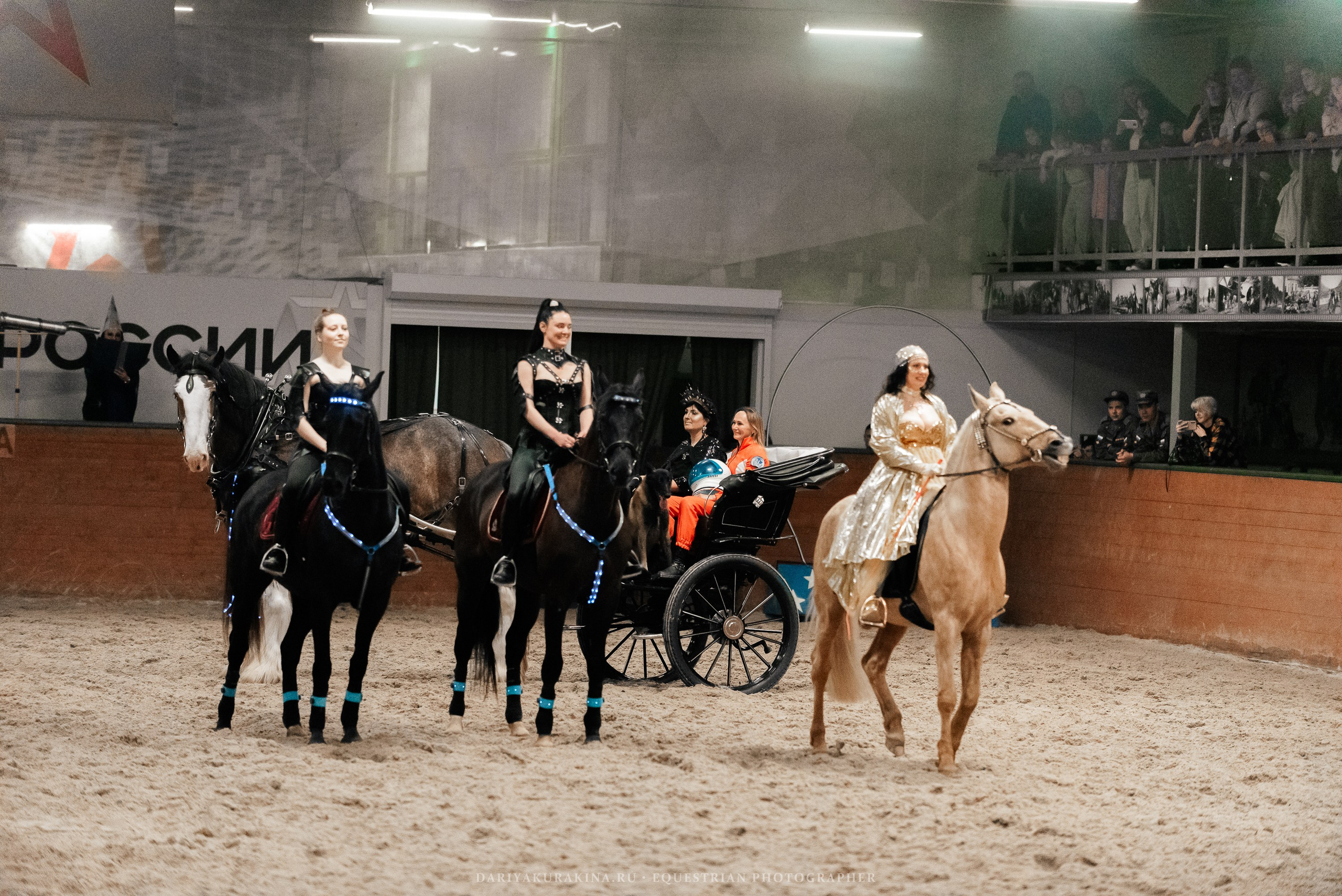 Конное представление «Дыхание Звёзд». Конный фотограф Куракина Дарья • Фотосессии с лошадьми