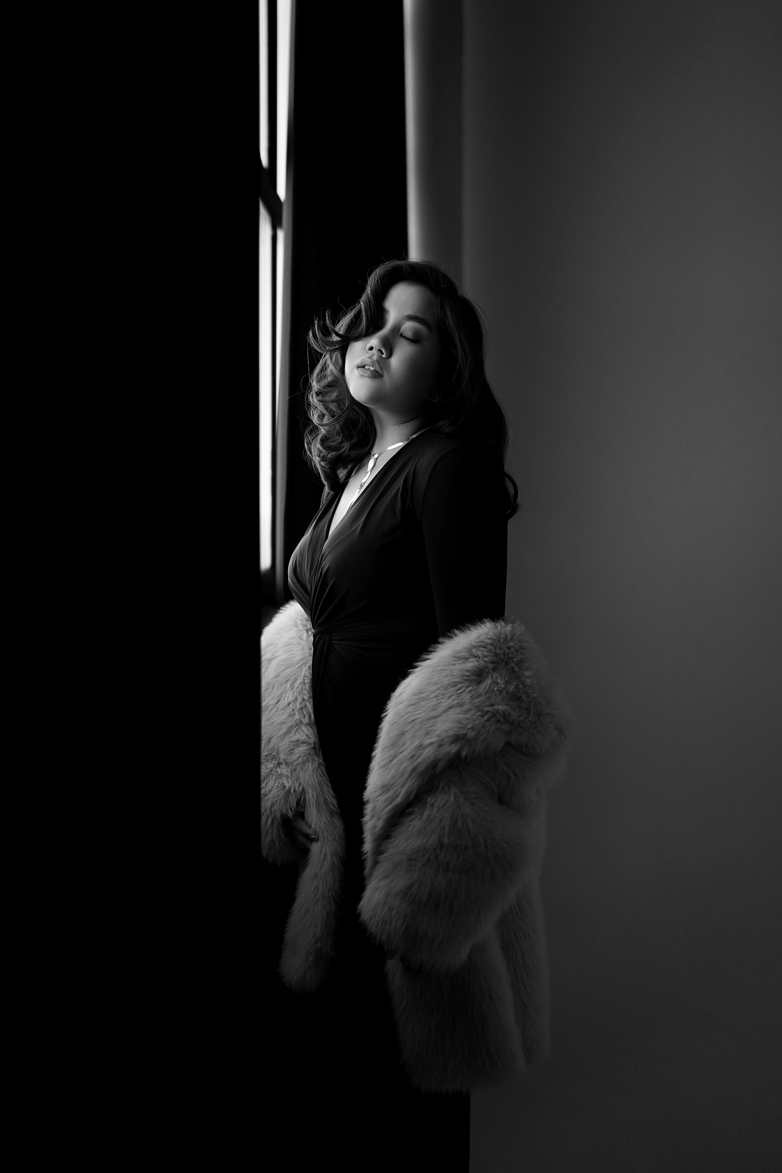 Смотреть серию. ЖЕНСКИЙ ФОТОГРАФ КРИСТИНА ВИГЕЛЬ