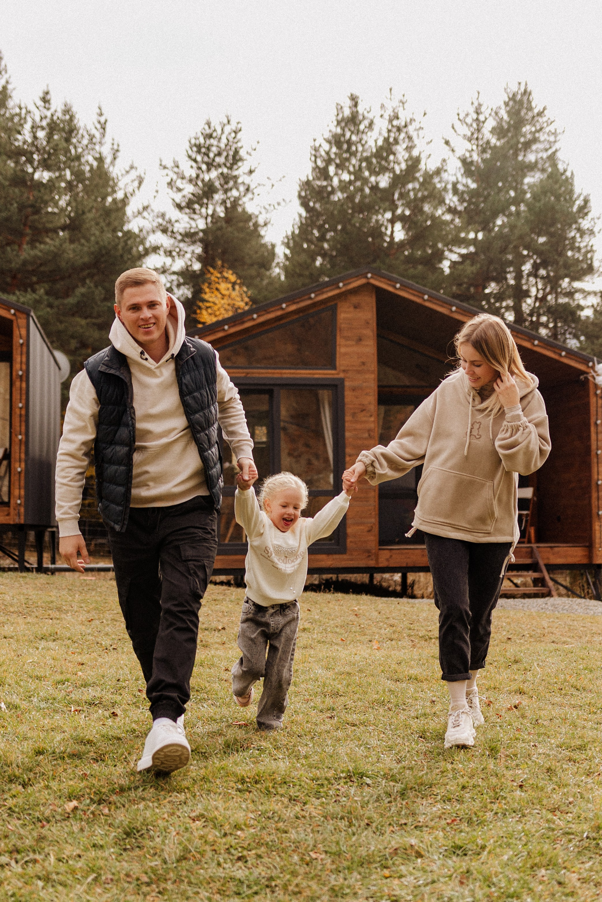 ДОМИК В ГОРАХ. Фотограф Настя Конник | Пятигорск | Эльбрус | Домбай | Архыз