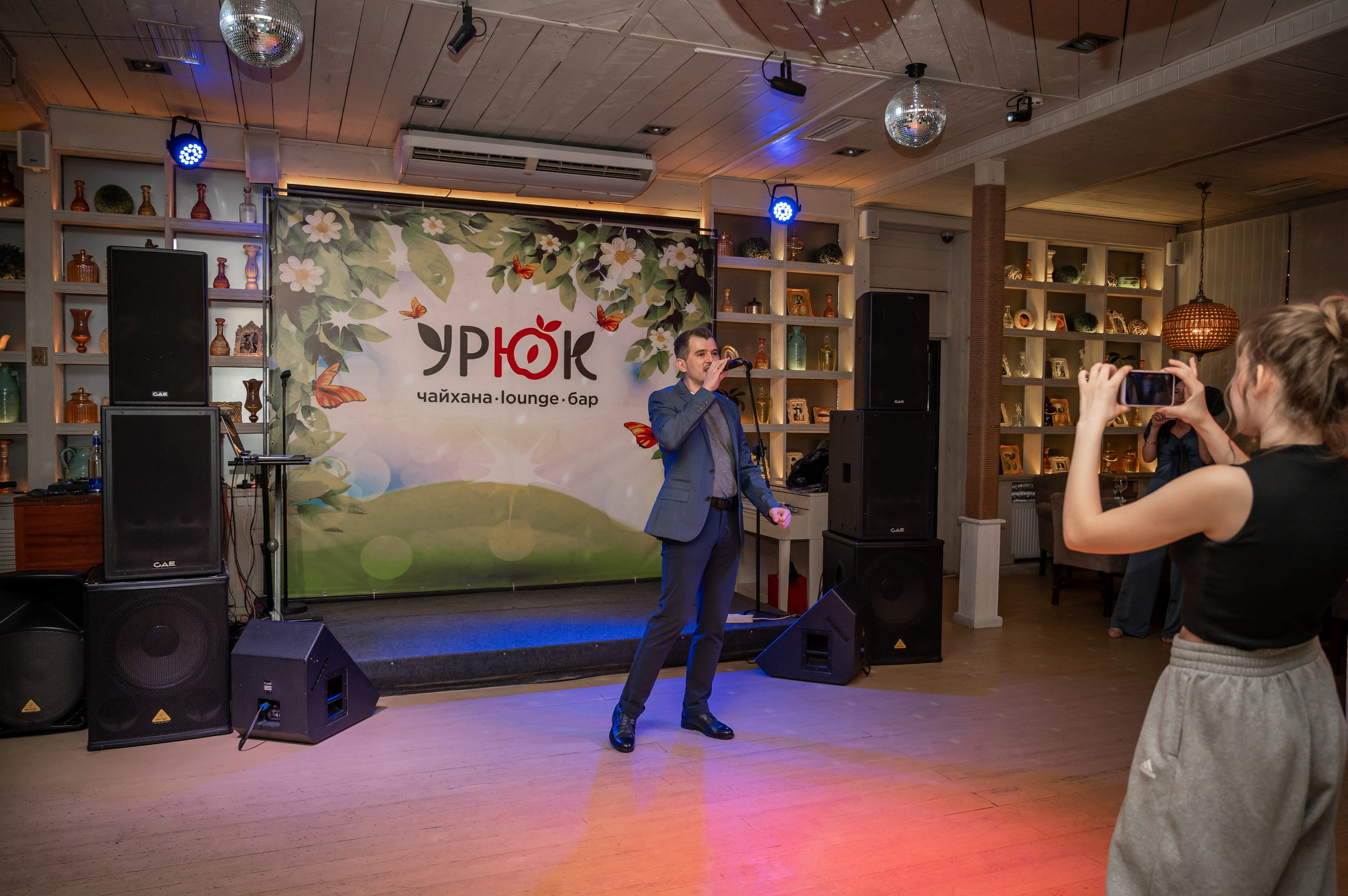 Школьный выпускной в чайхоне «Урюк»