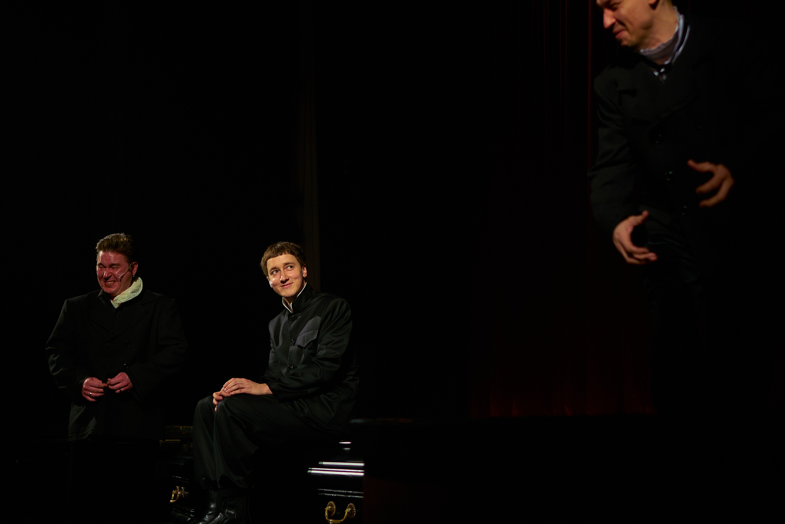 «Быть или не быть» Закулисье Театра Наций. Wish Films — Фото и видео для брендов и личных проектов | Фотограф и видеограф