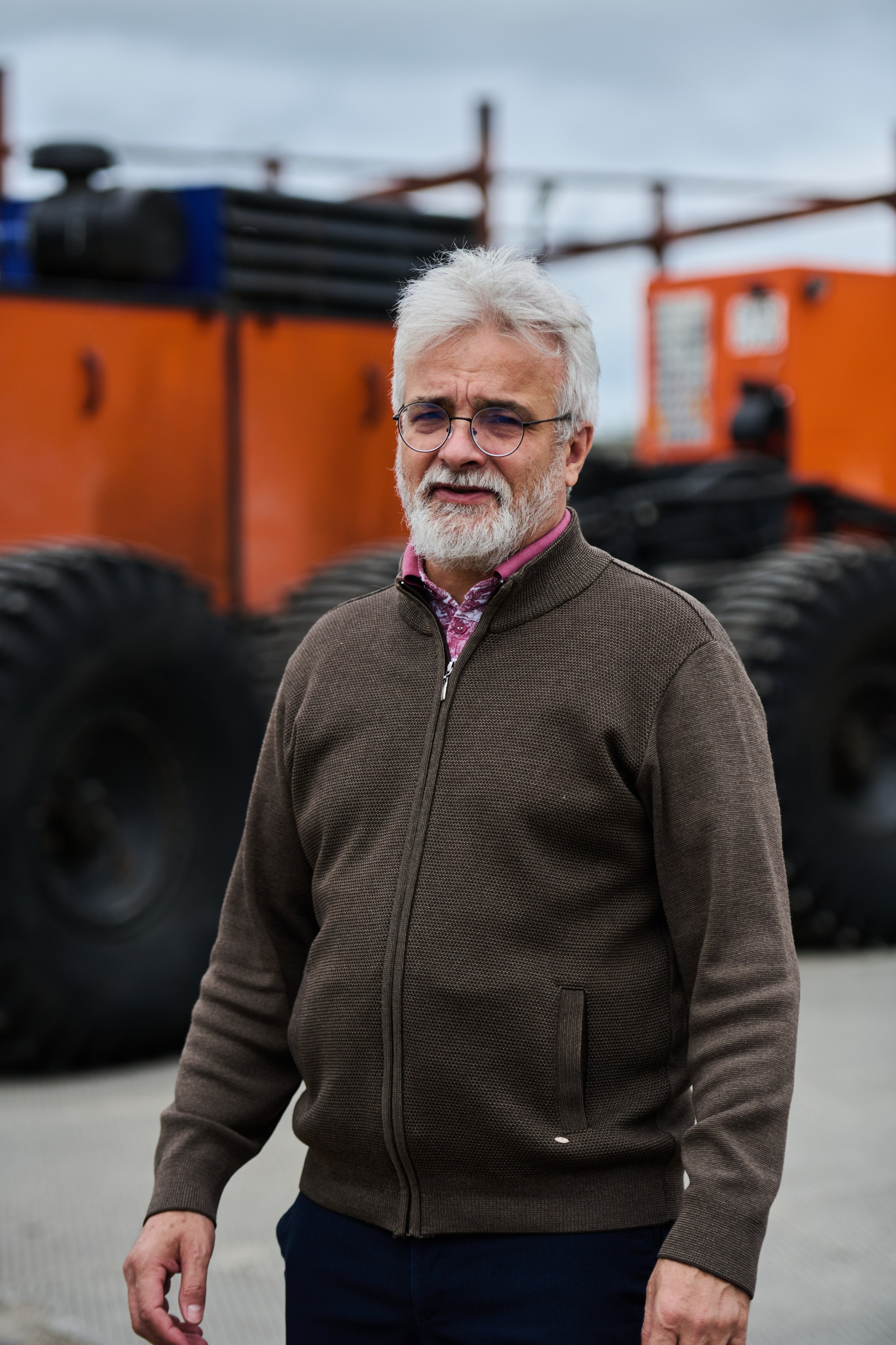 Производство внедорожников ТРОМ. Репортажный и семейный фотограф — Шелихов Сергей
