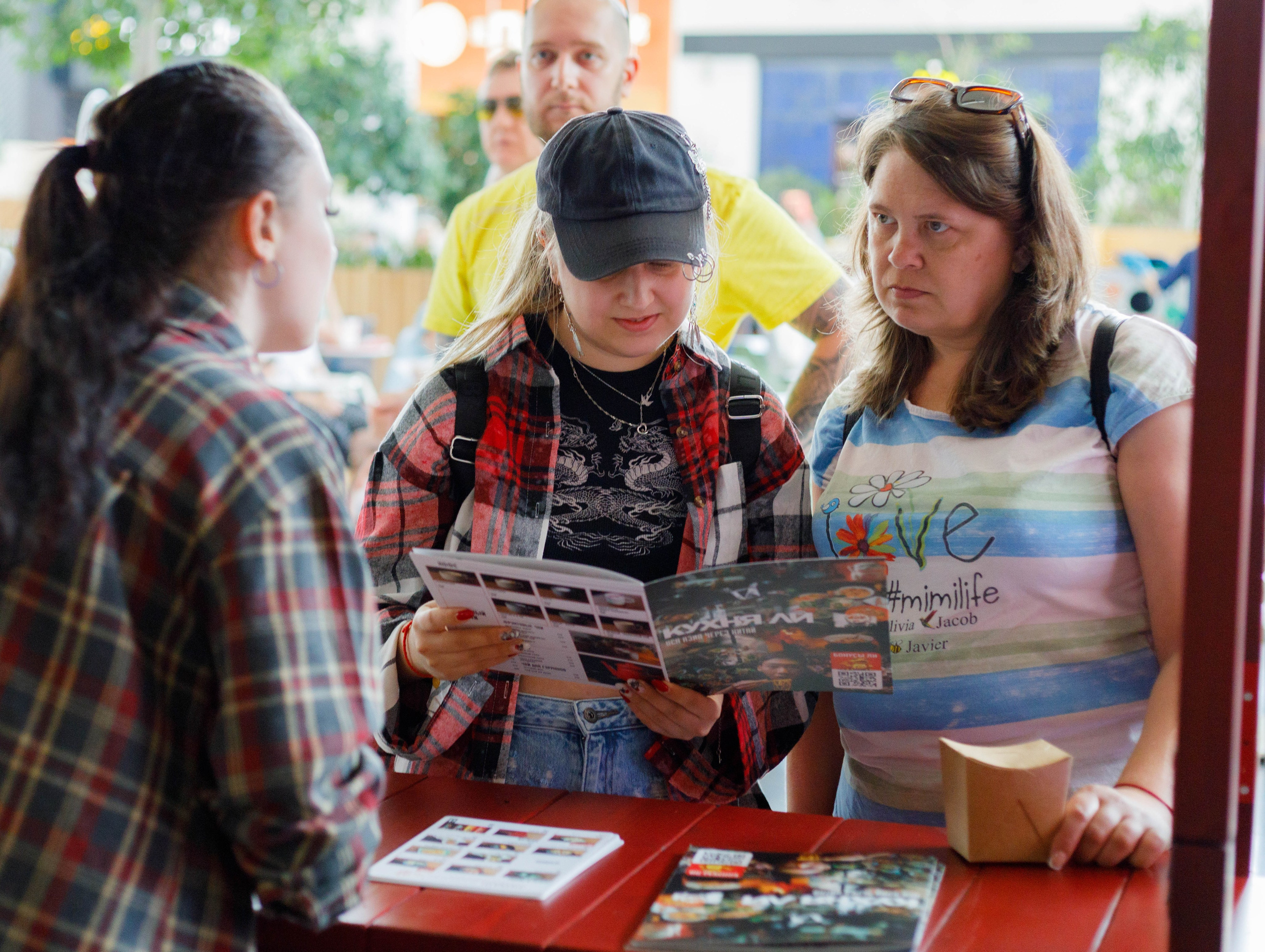 Кухня Ли. Открытие. Репортажный фотограф в Новосибирске Алена Помазунова