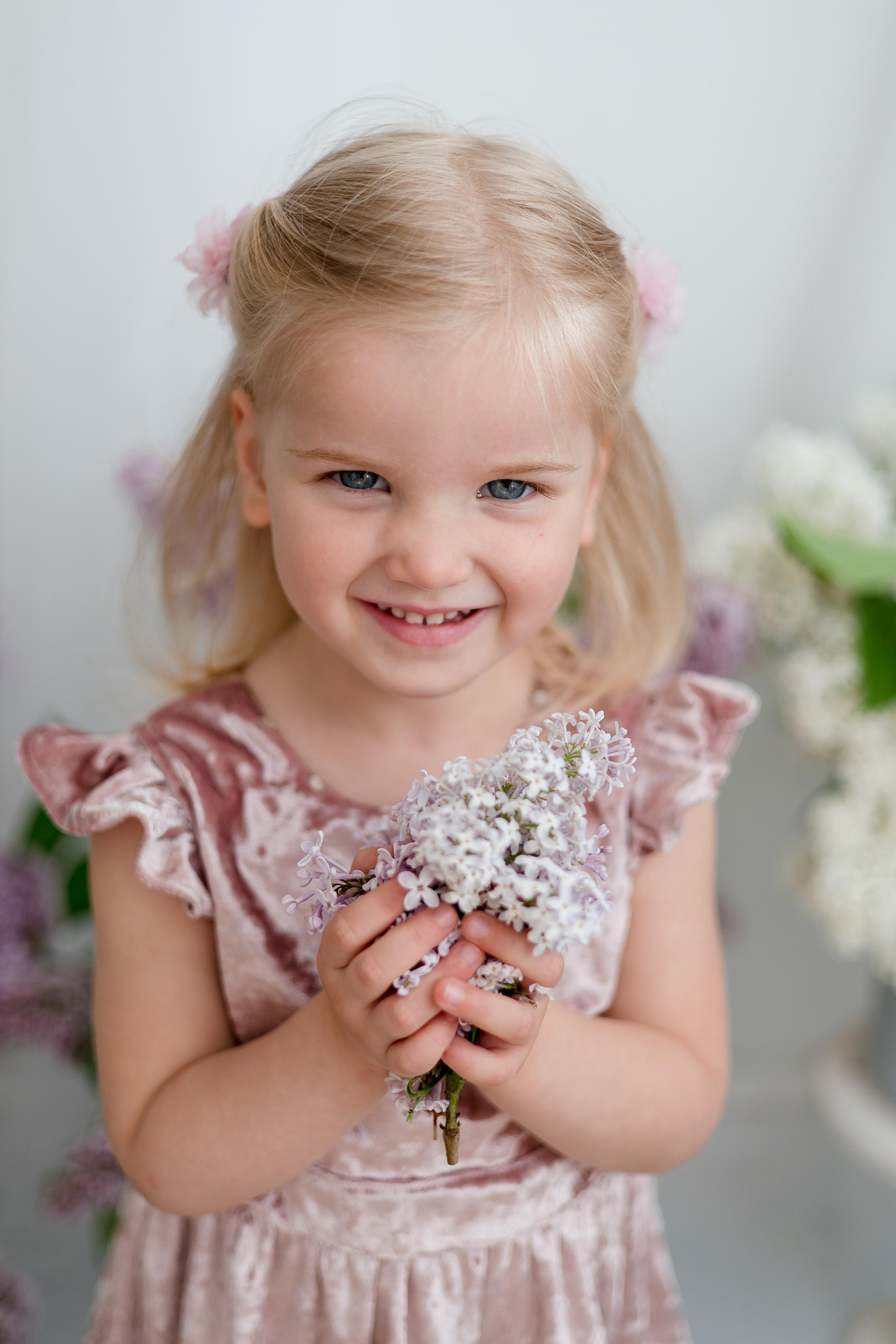 СИРЕНЕВЫЙ 2023. Семейный и детский фотограф в Железногорске Саламахо Ольга