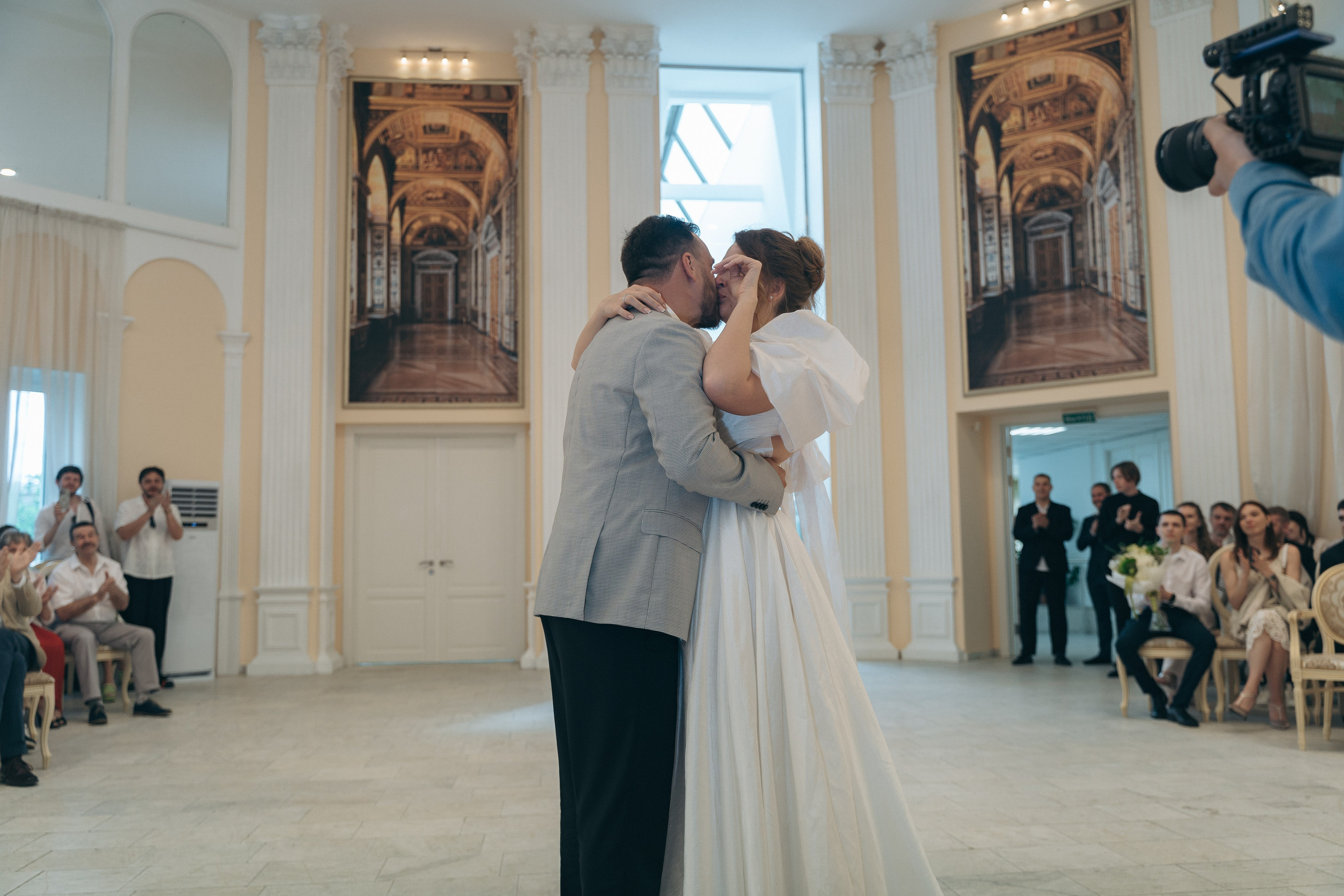 В ЗАГСе Выборгского района Санкт-Петербурга. Professional photoartist in St. Petersburg (wedding, reportage, portrait, model book, love story) Alexander Shvedov