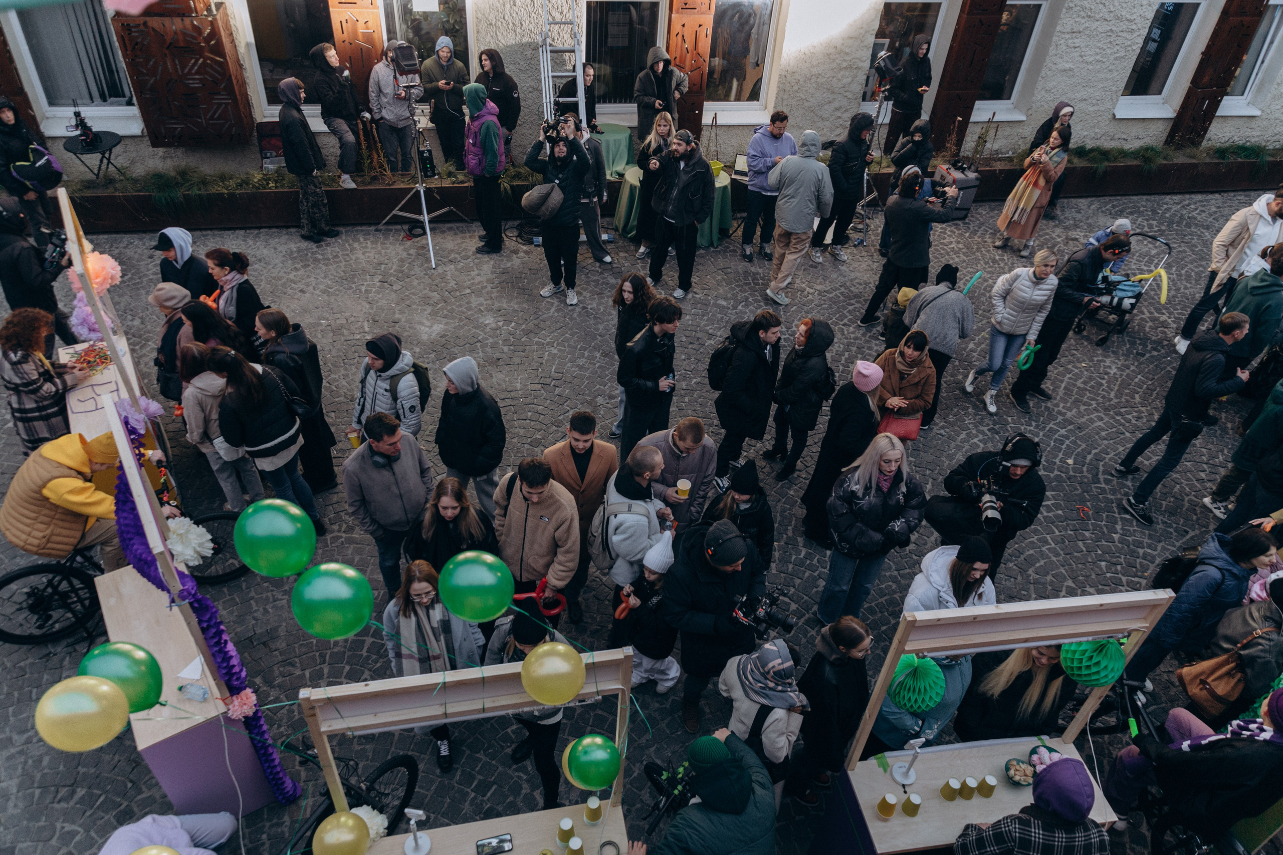 Битва стартапов. Олег Левин — профессиональный концертный и бэкстейдж фотограф в Москве